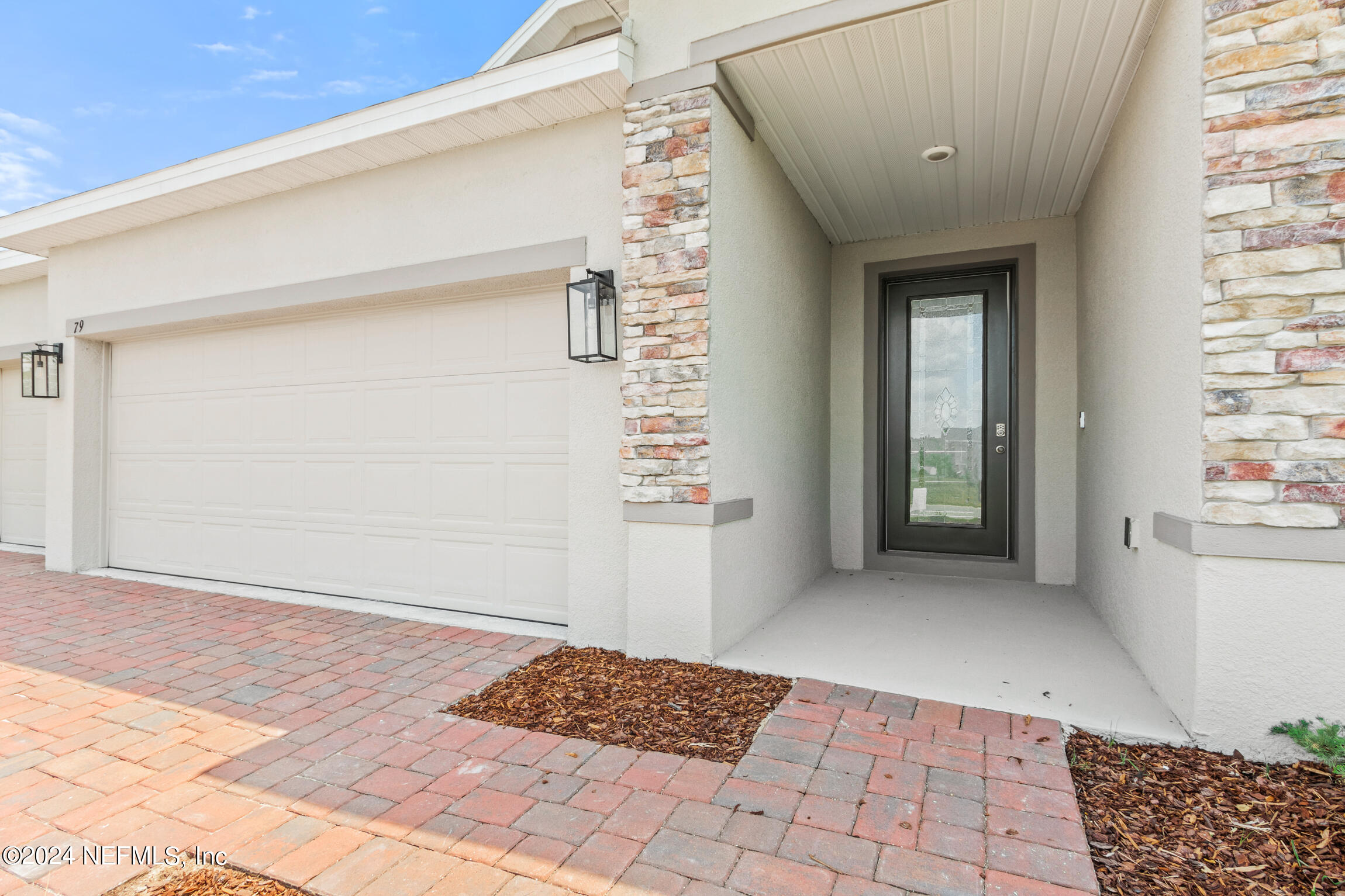 79 HUNTINGTON Place