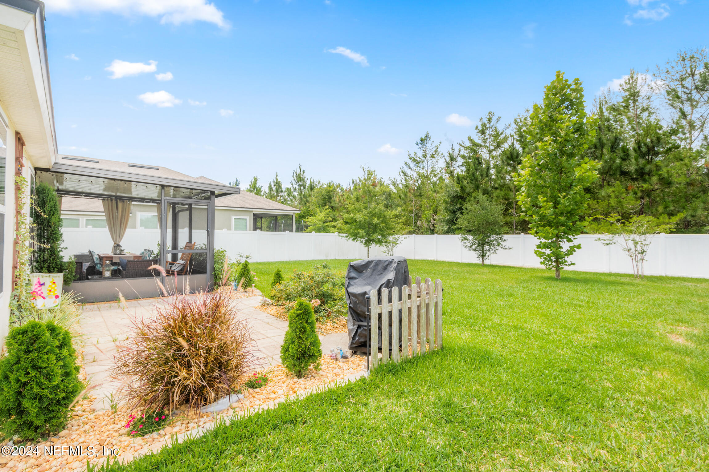 712 SEVILLE Parkway