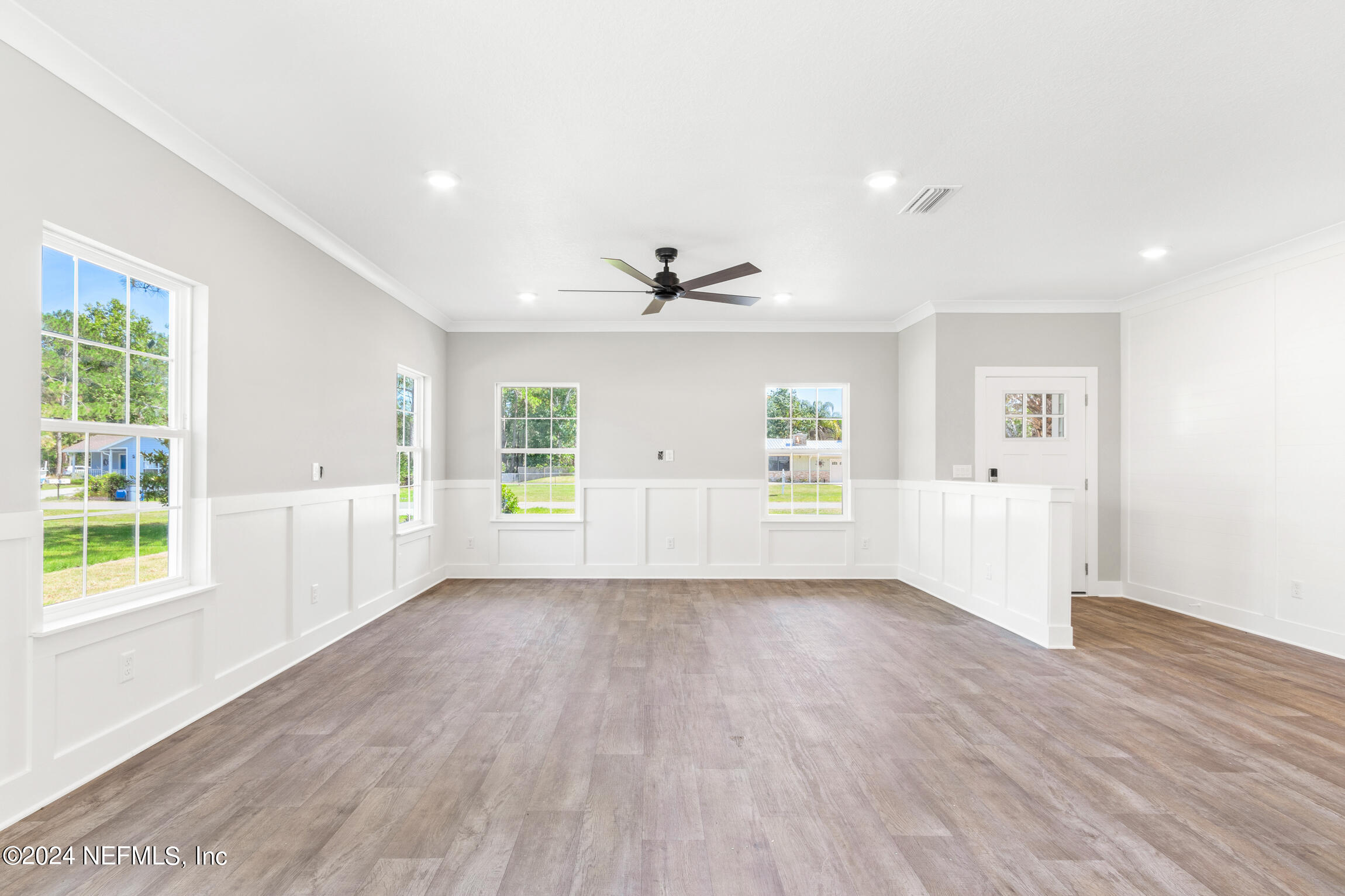 6779 MAGNOLIA Lane