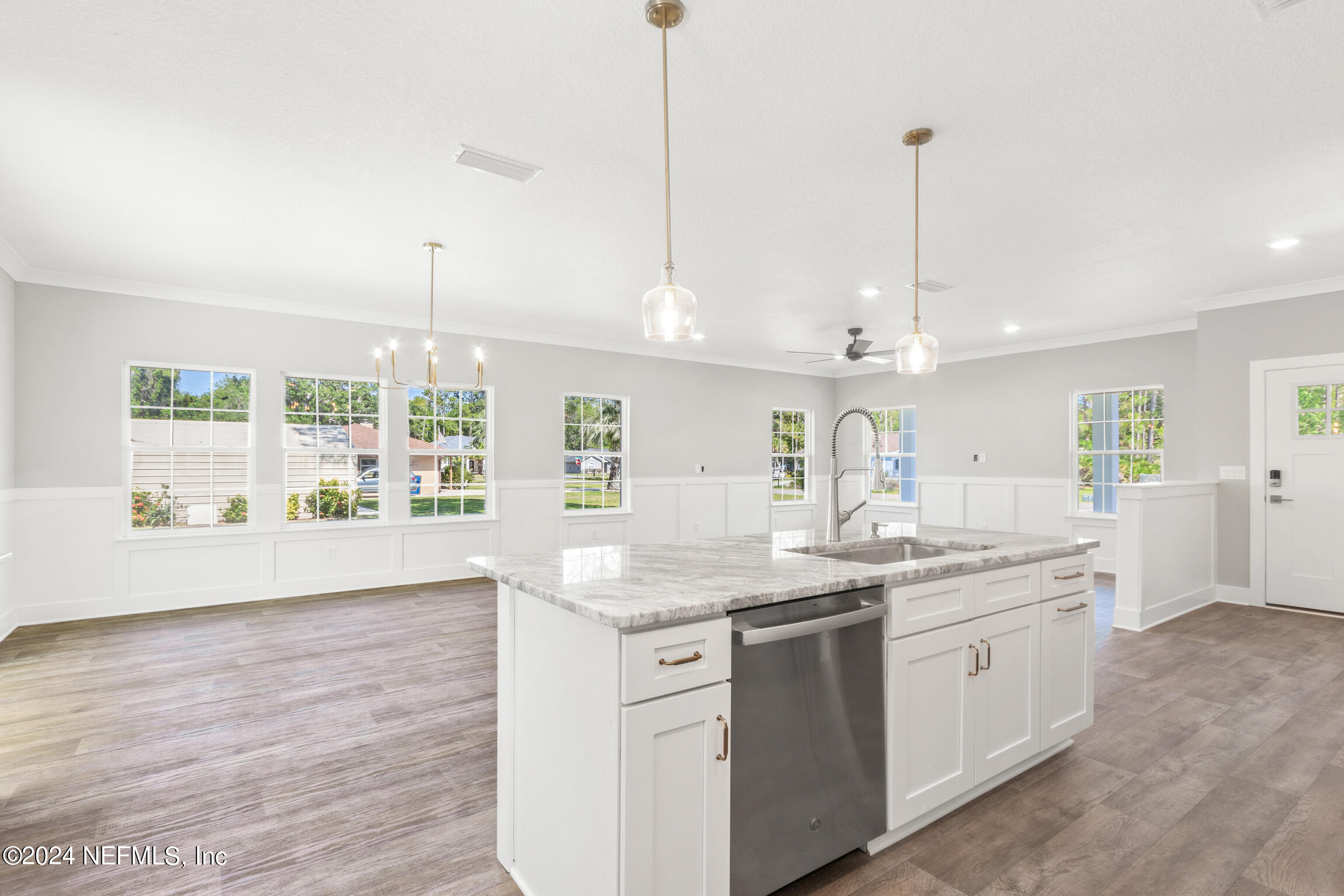 6779 MAGNOLIA Lane