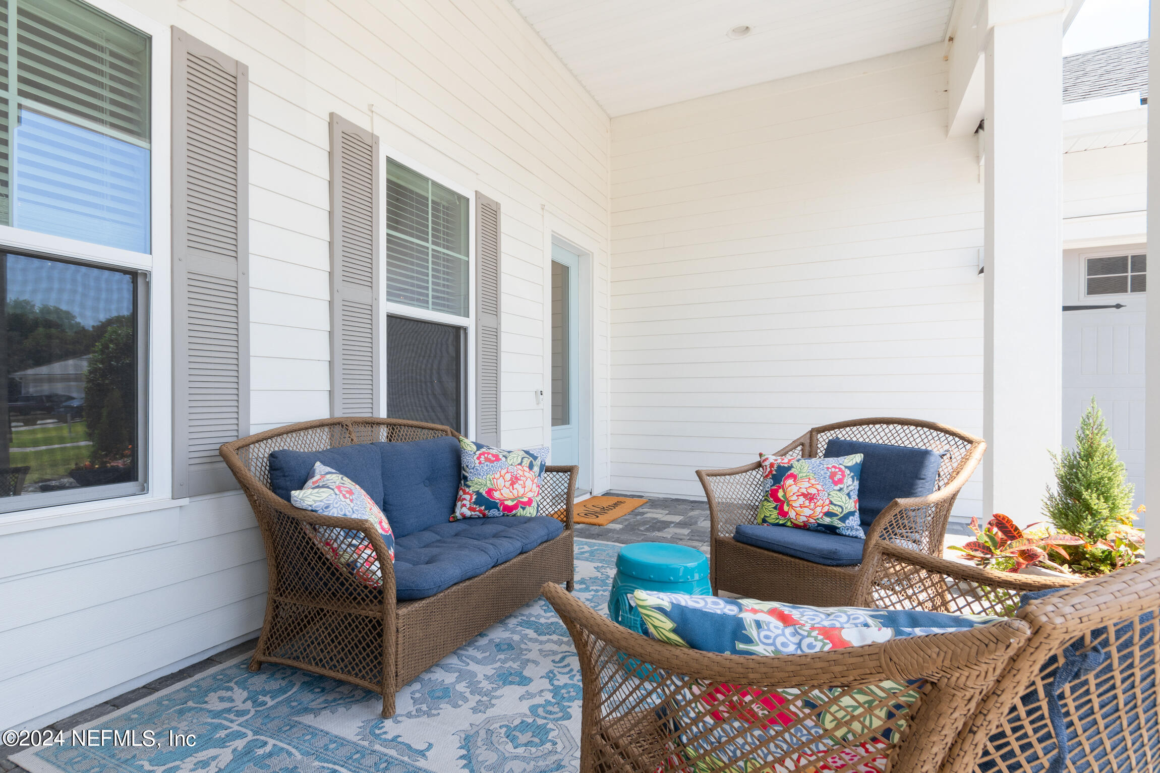 595 PESCADO Drive