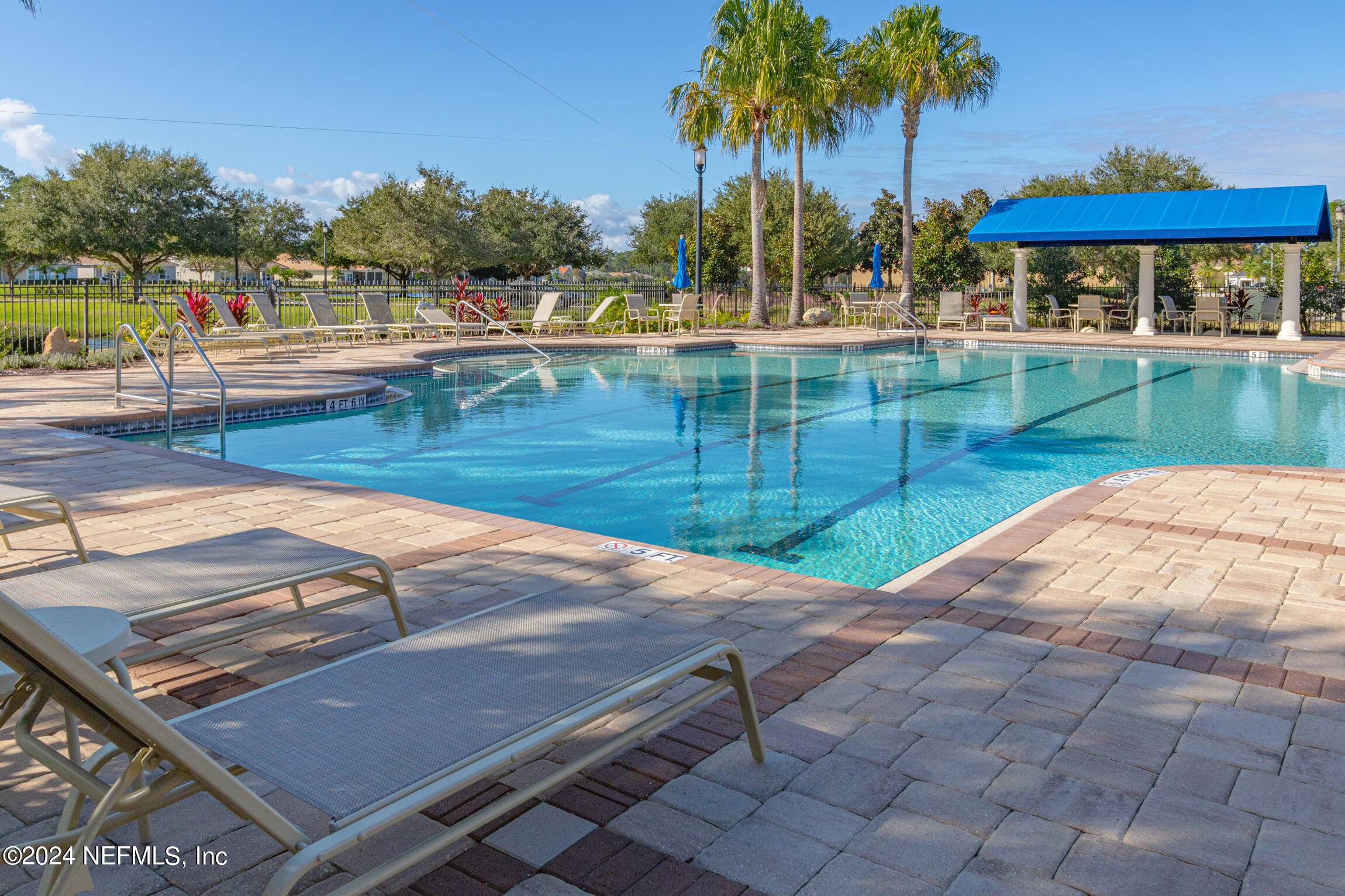 595 PESCADO Drive