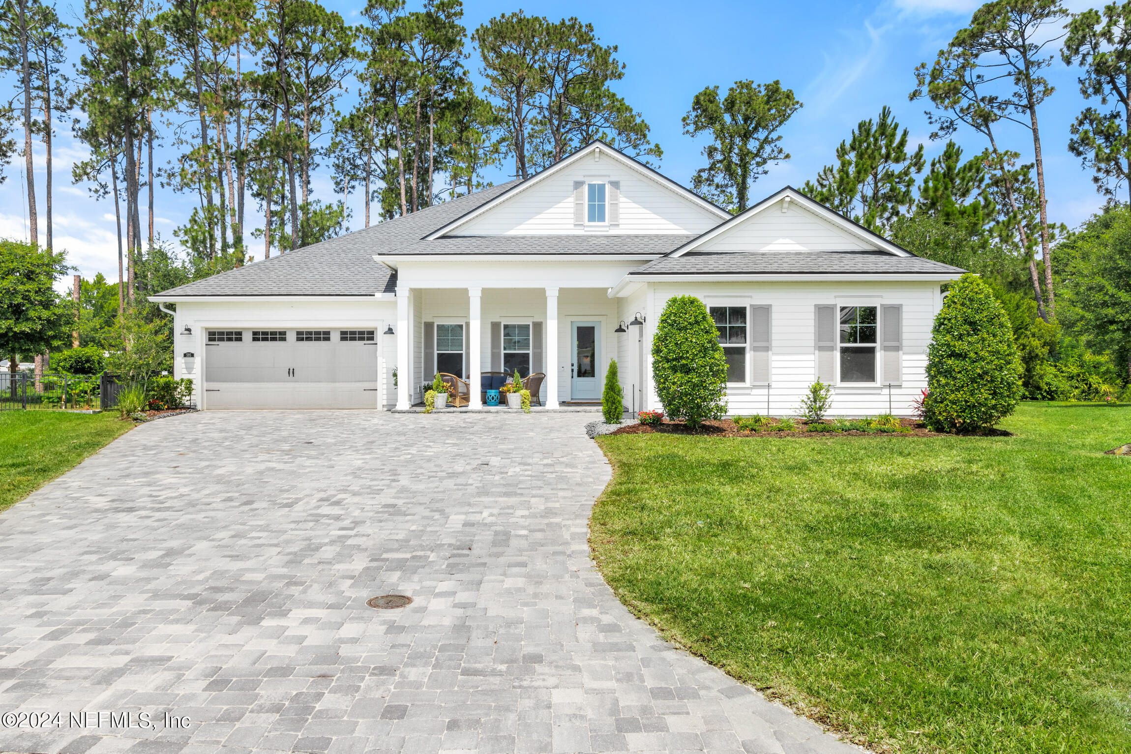 595 PESCADO Drive