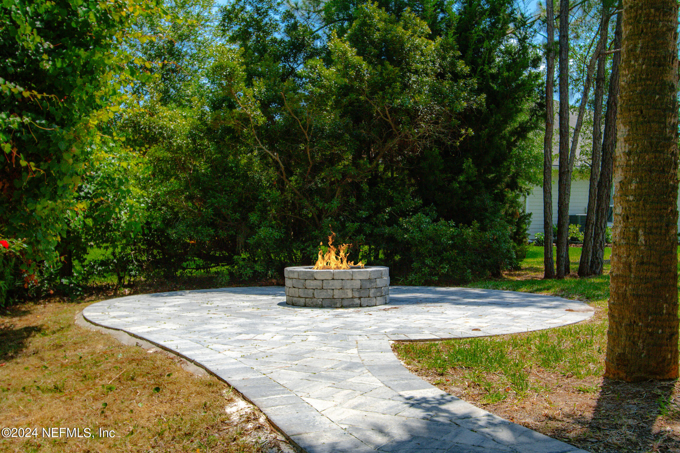 595 PESCADO Drive