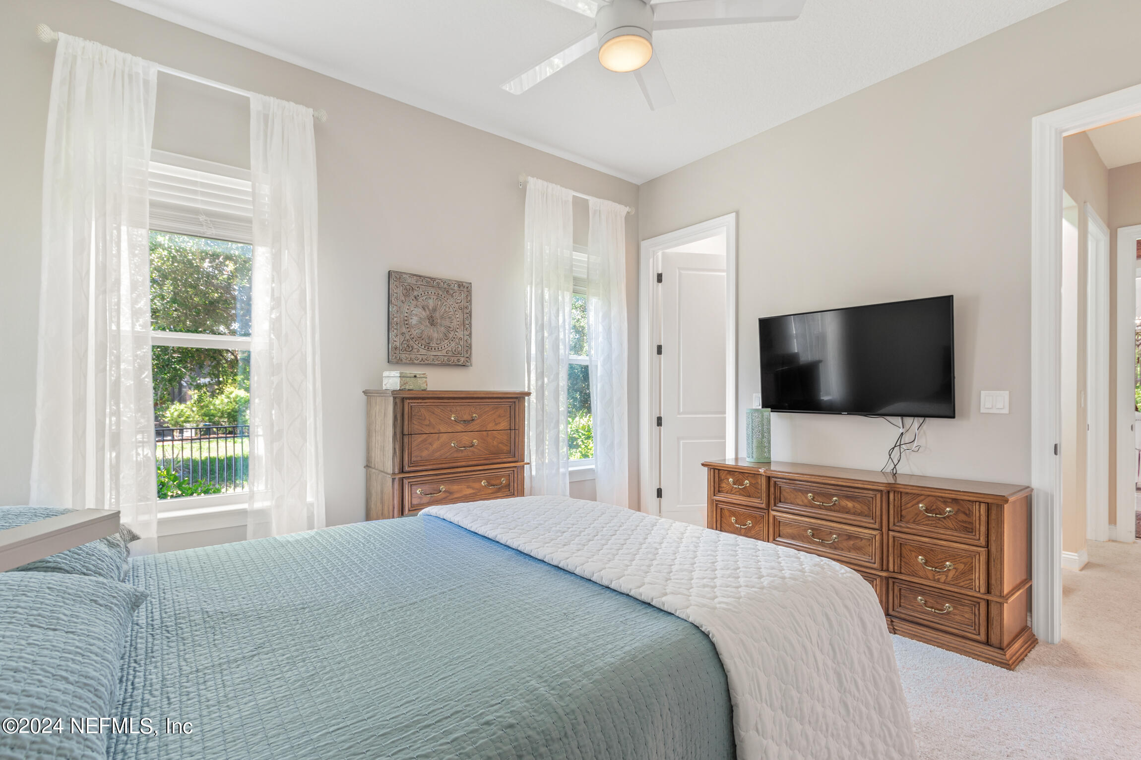 595 PESCADO Drive