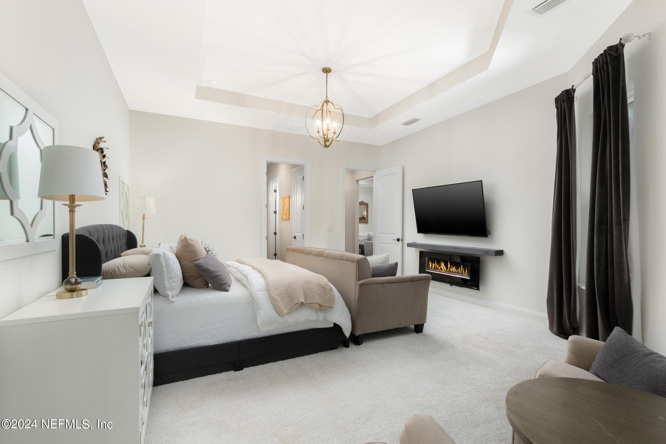 595 PESCADO Drive
