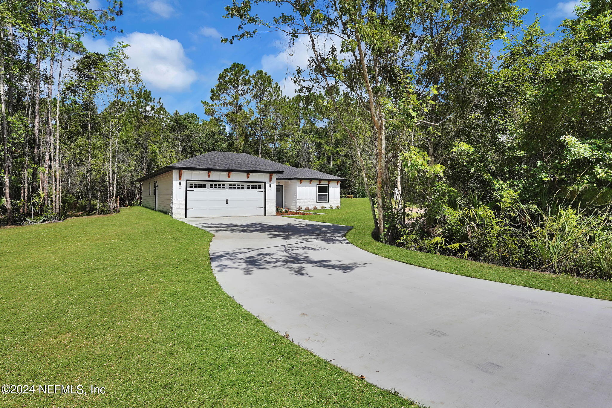 127 N PRAIRIE LAKES Drive