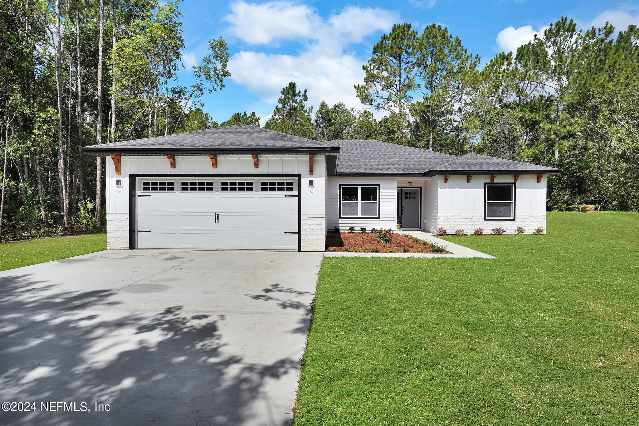 127 N PRAIRIE LAKES Drive