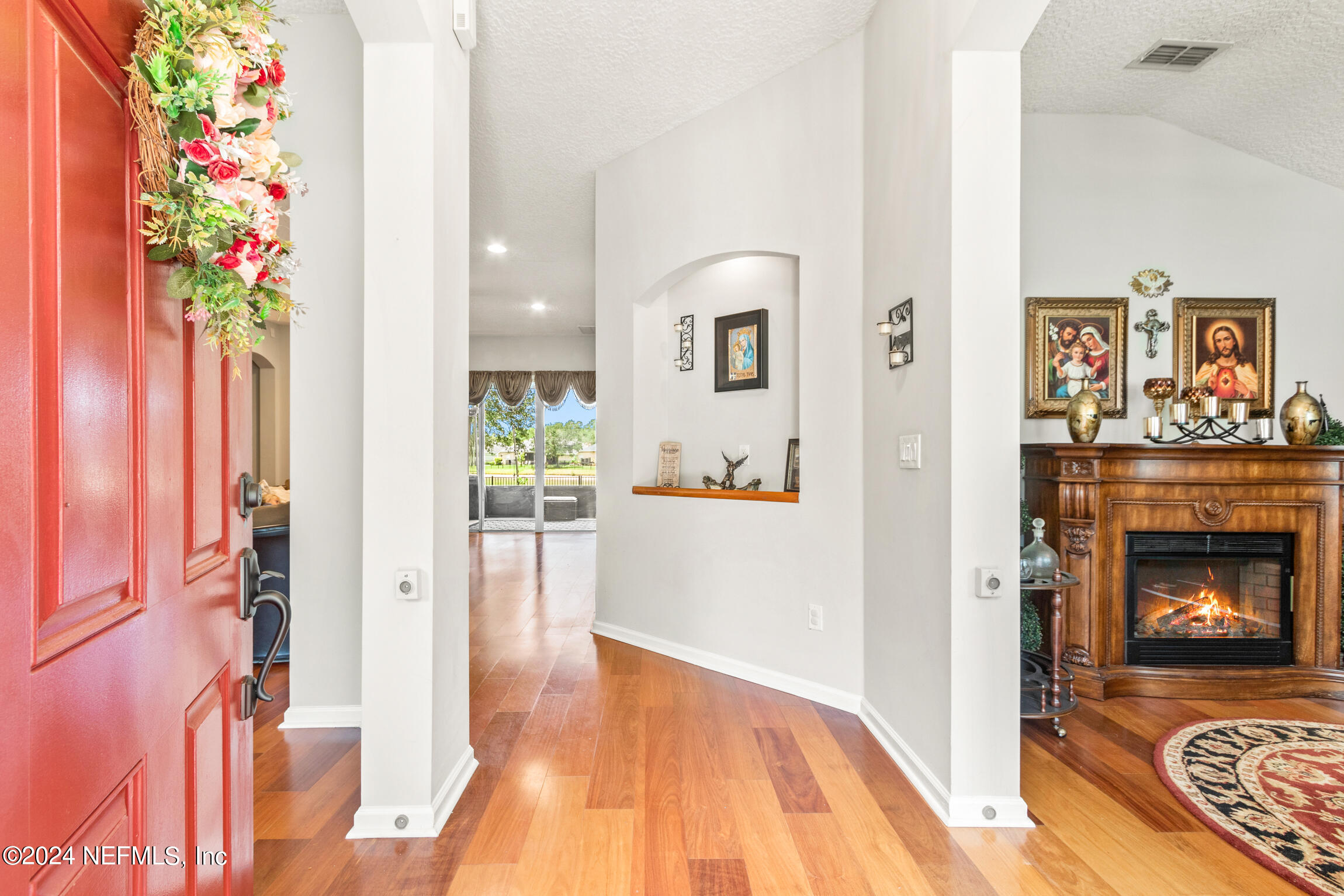 6091 GREEN POND Drive