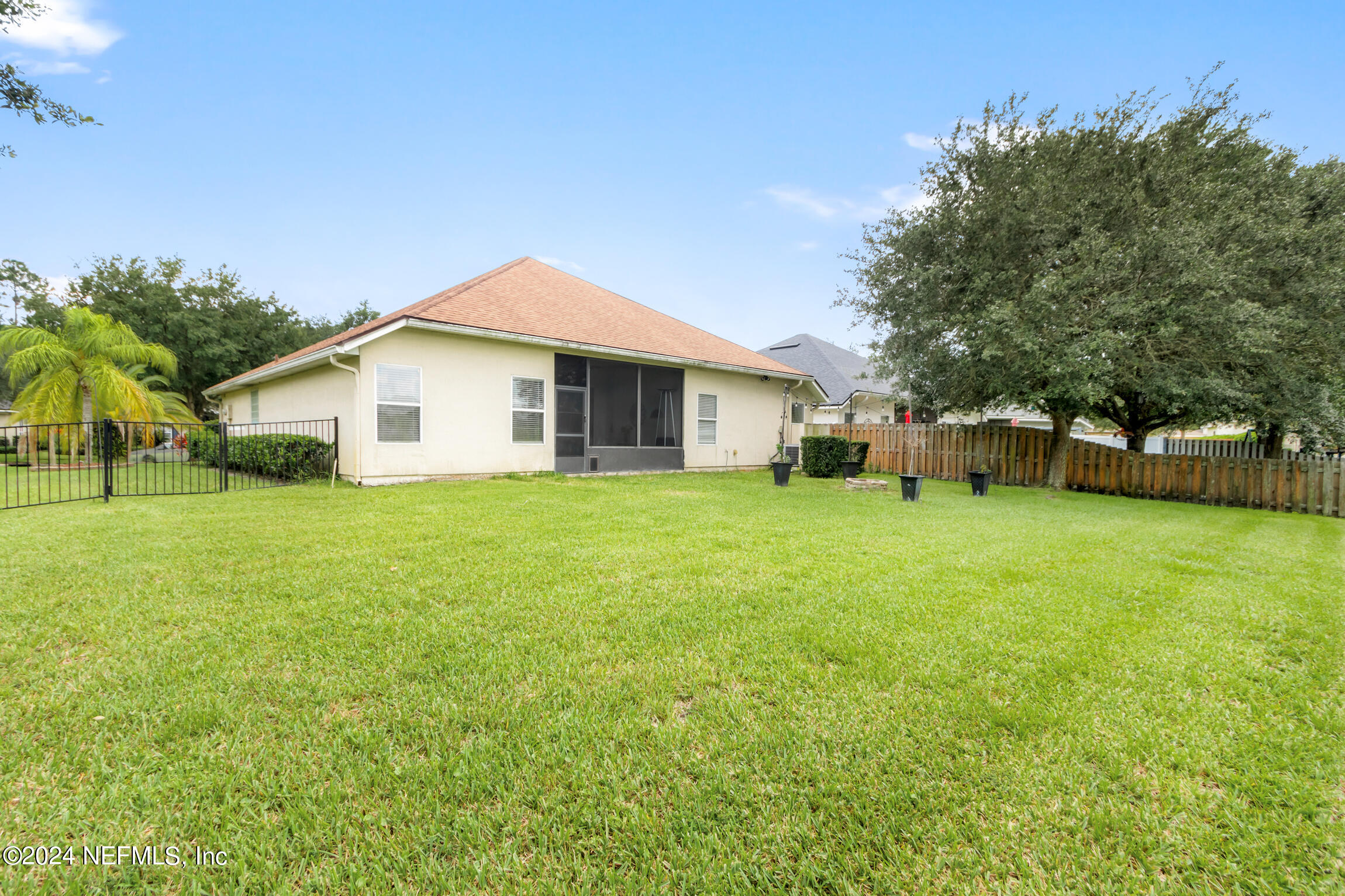 6091 GREEN POND Drive