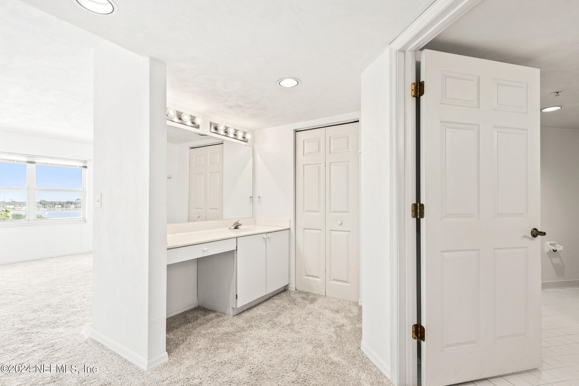 1 JOHN ANDERSON Drive, 503