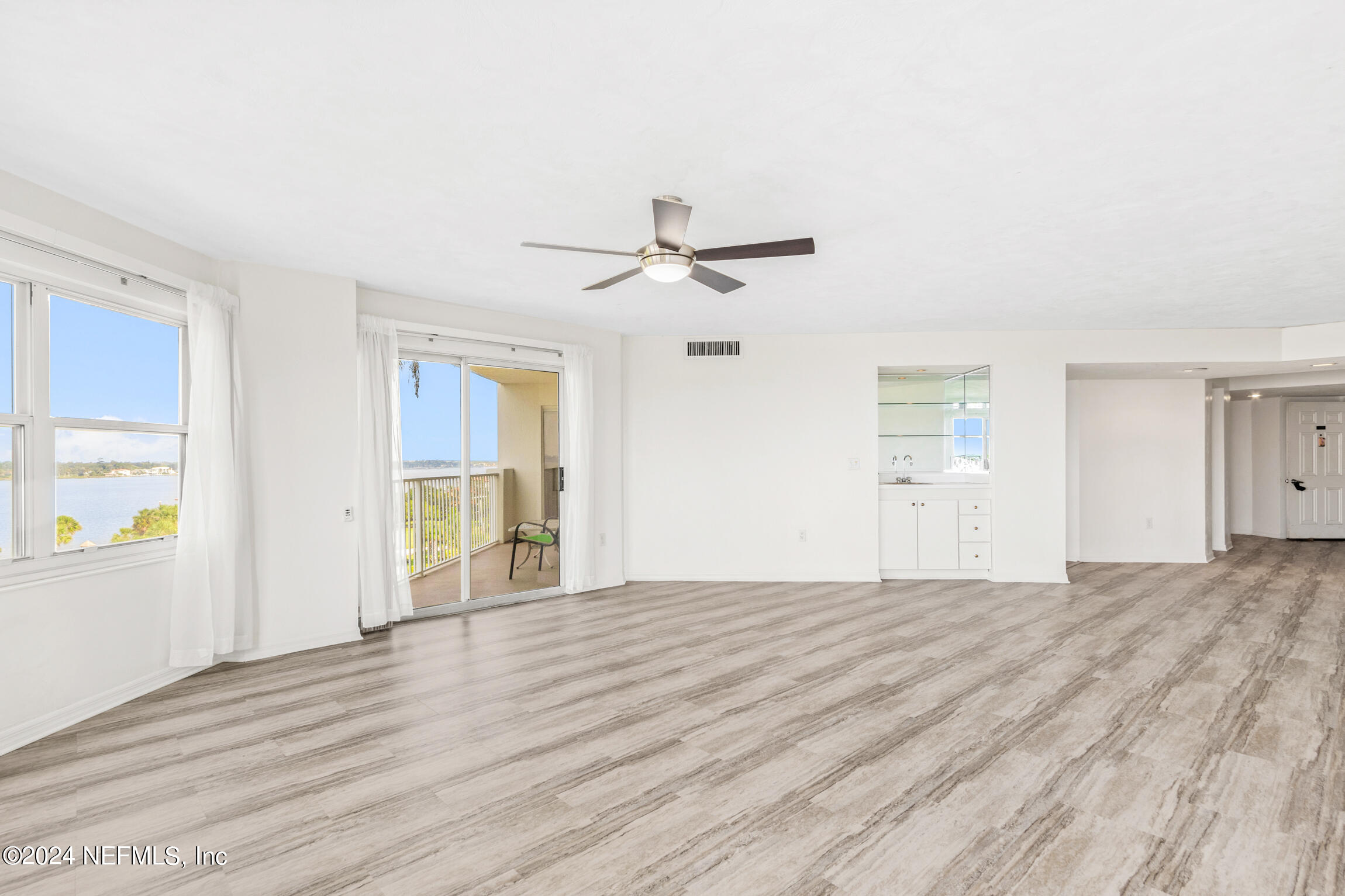 1 JOHN ANDERSON Drive, 503