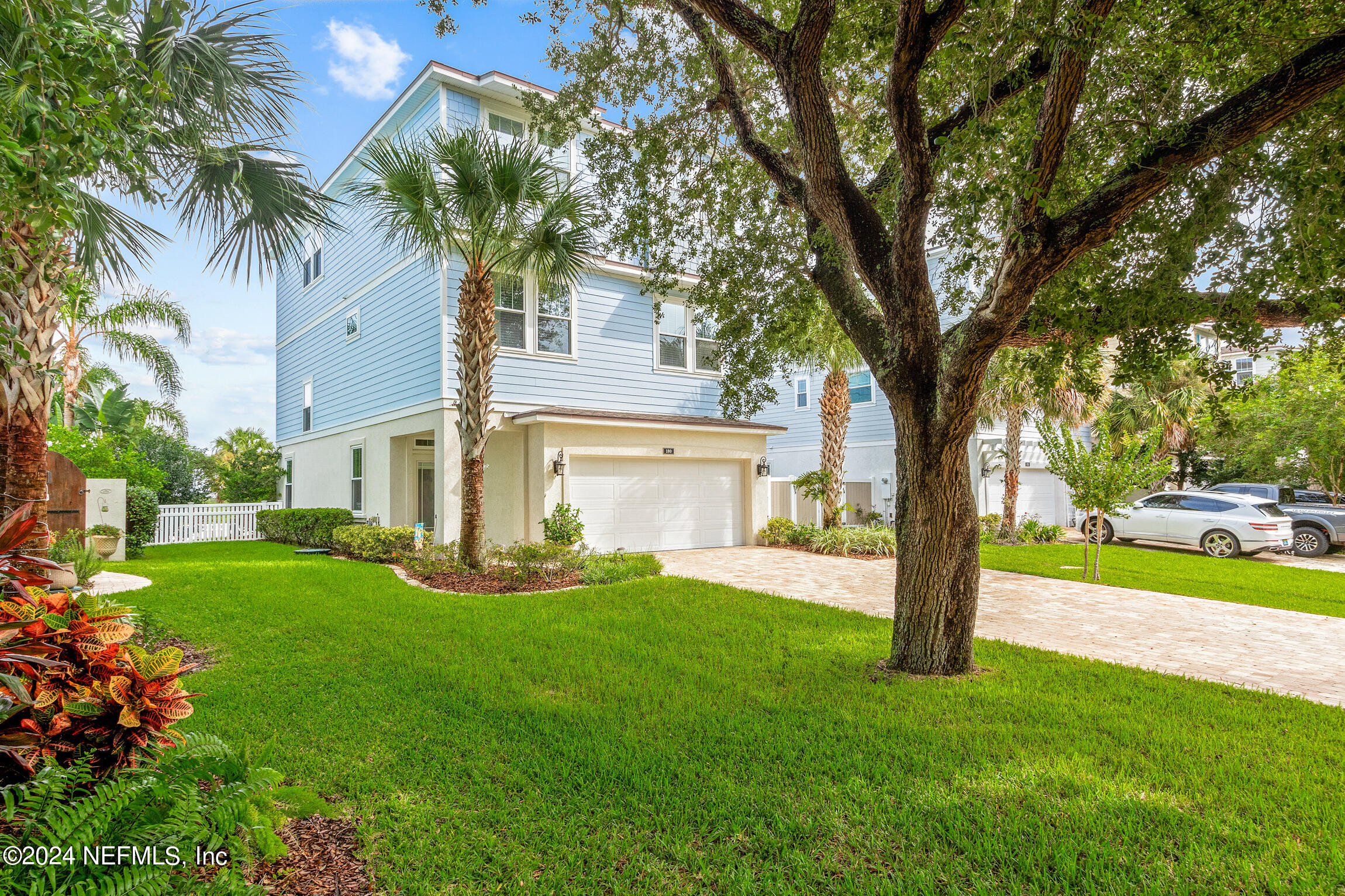 180 LAWN Avenue, St. Augustine