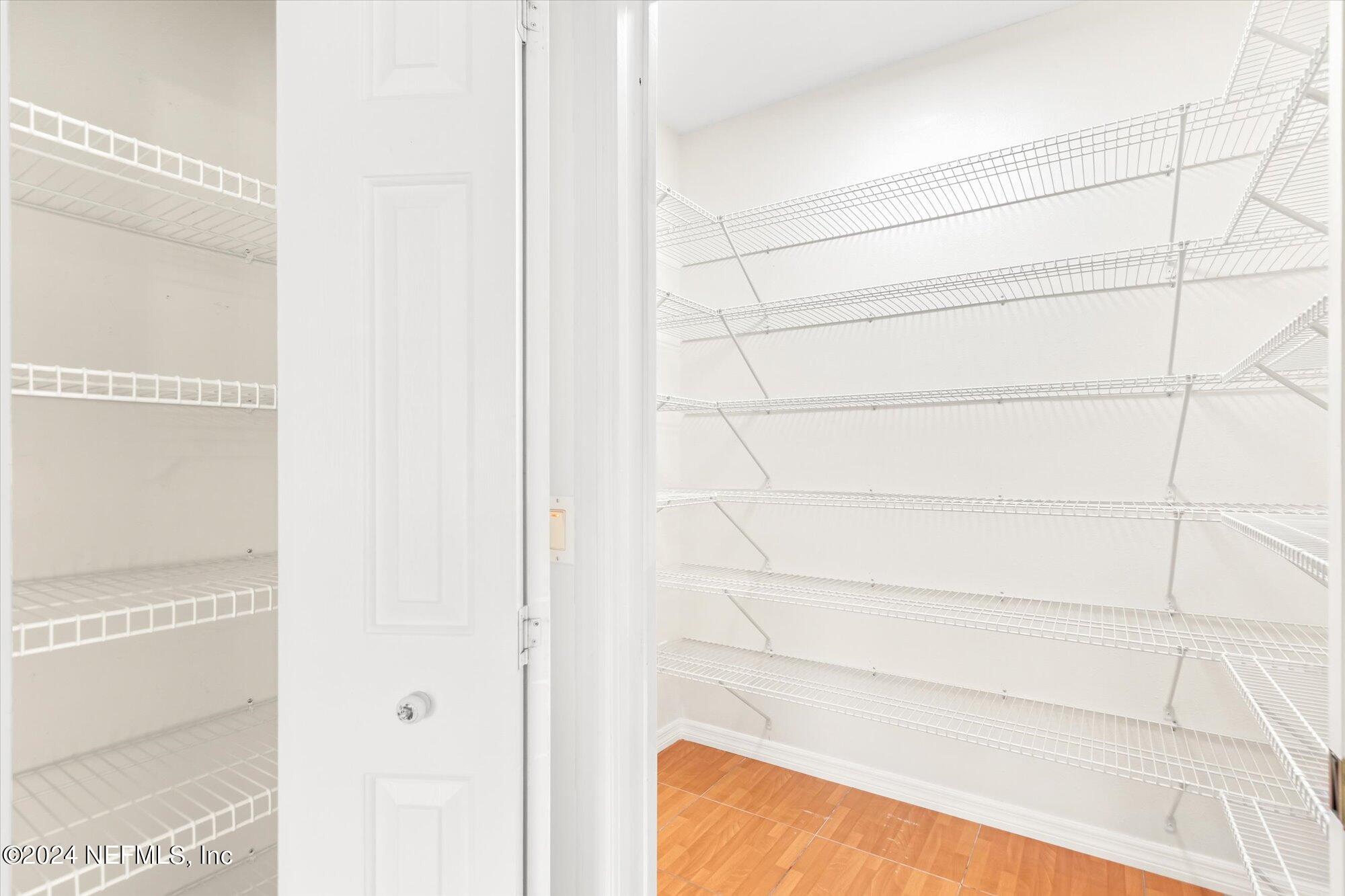 14 CRANDELL Court