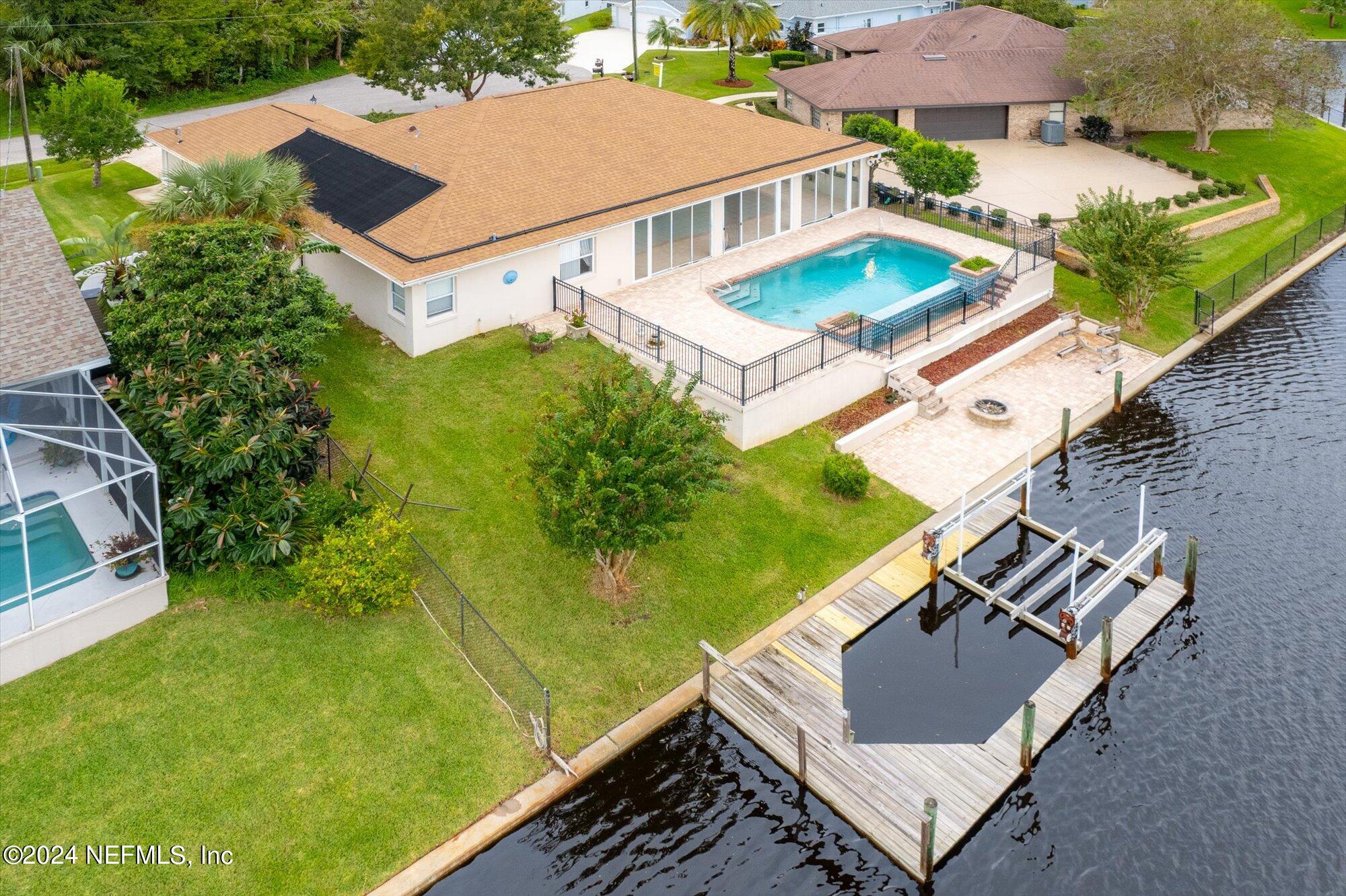 14 CRANDELL Court