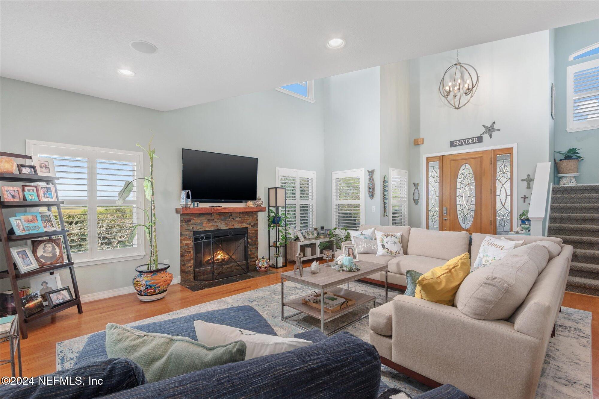 125 TIDES EDGE Place