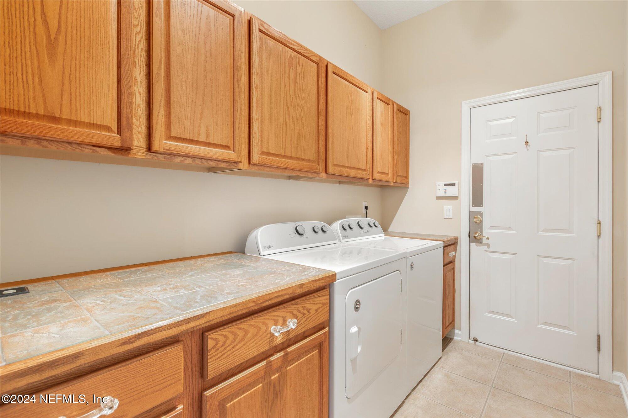 1837 W COBBLESTONE Lane