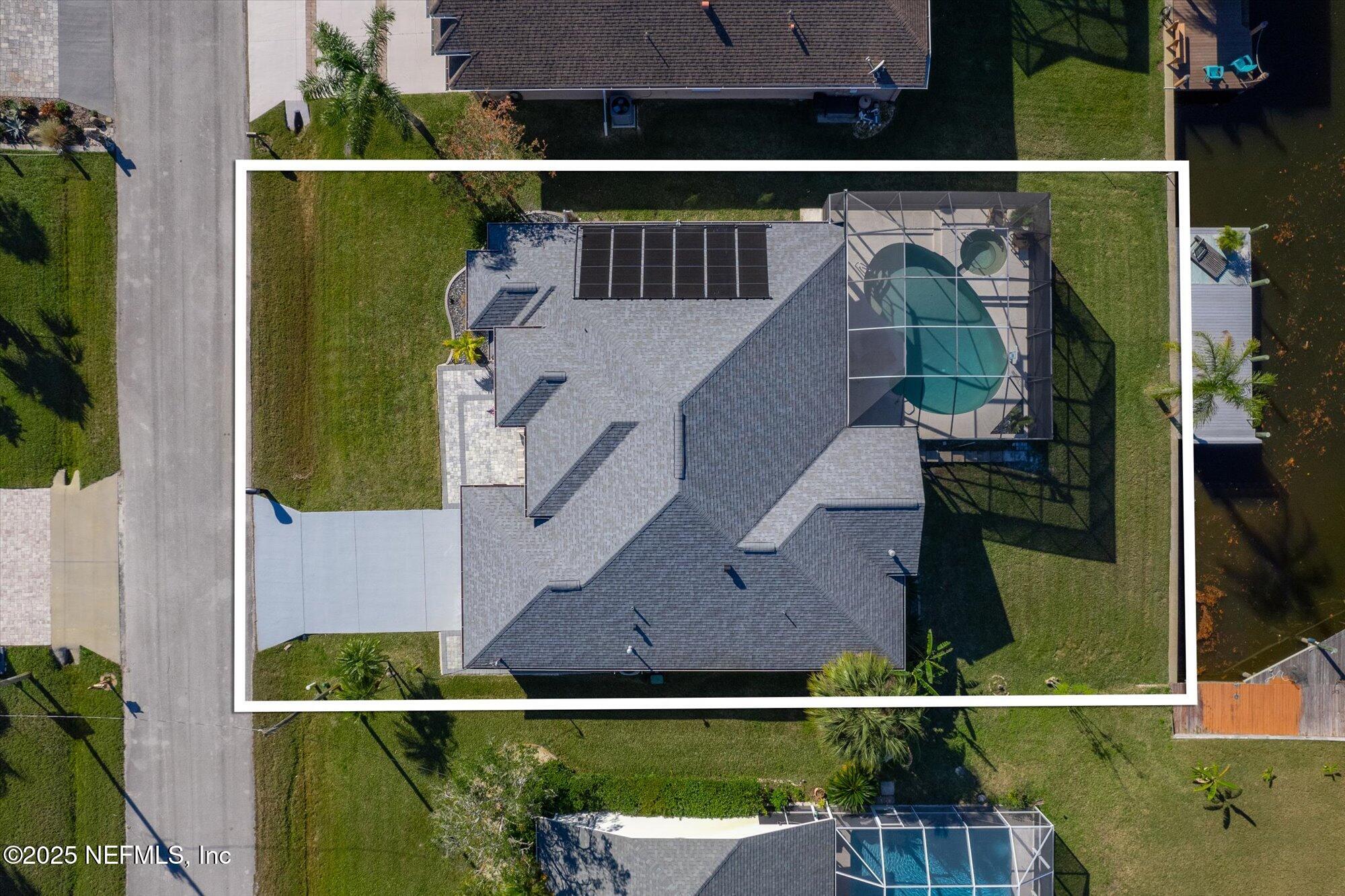 4 COLLIER Court