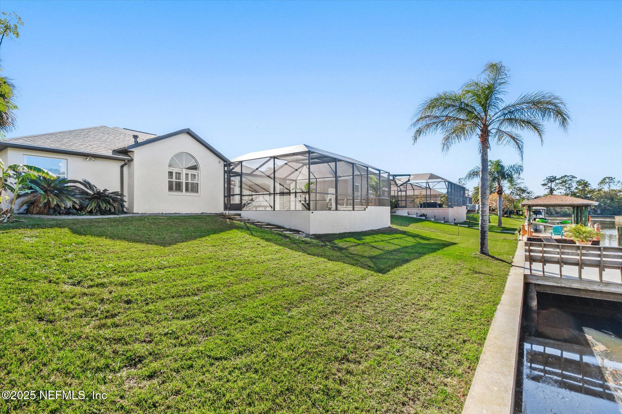 4 COLLIER Court