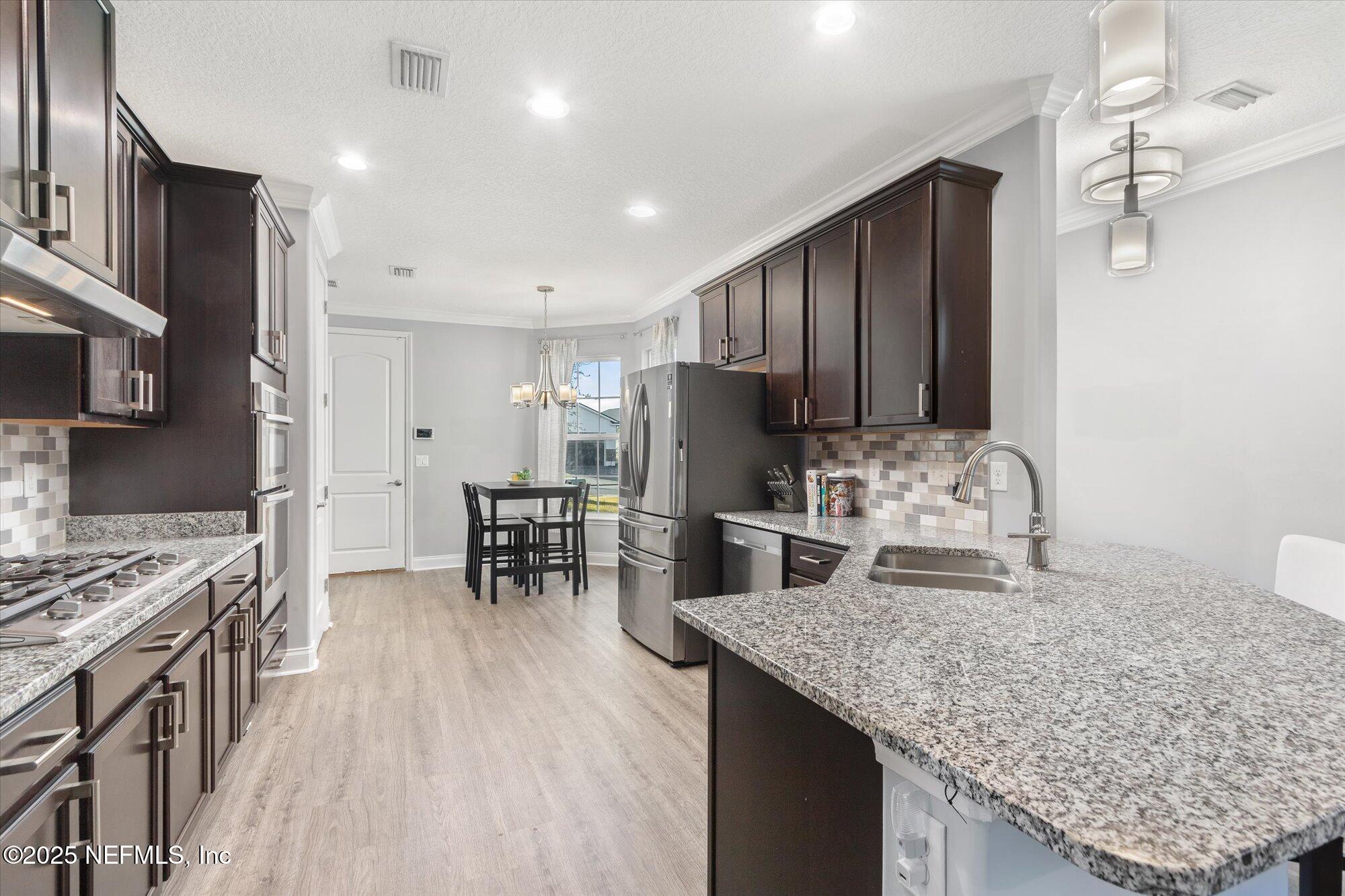 269 CREEKMORE Drive