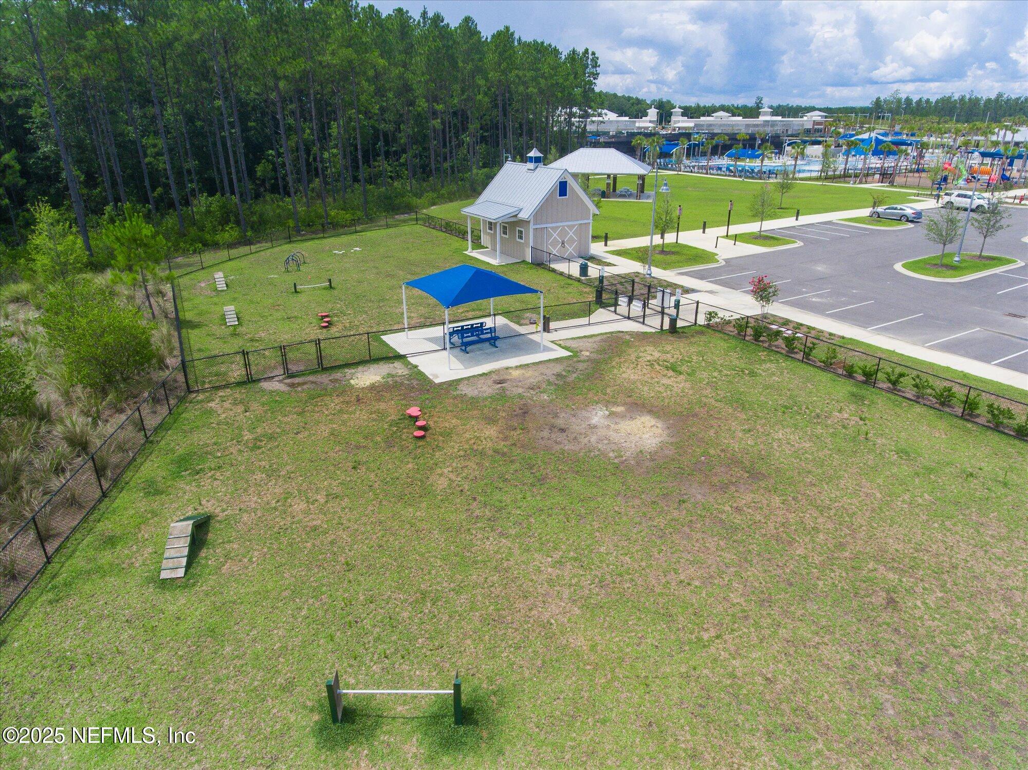 269 CREEKMORE Drive