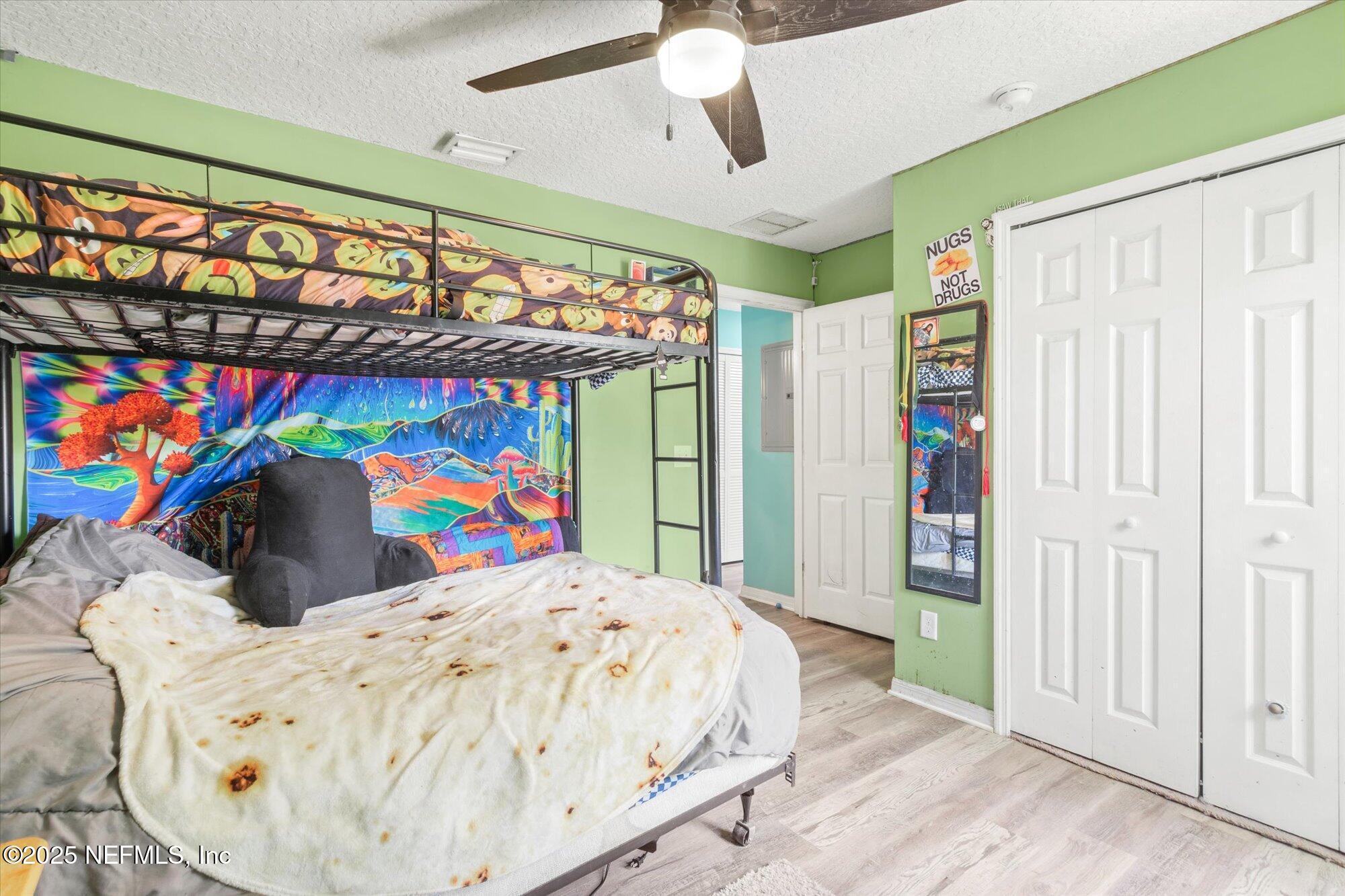 3372 9TH Street