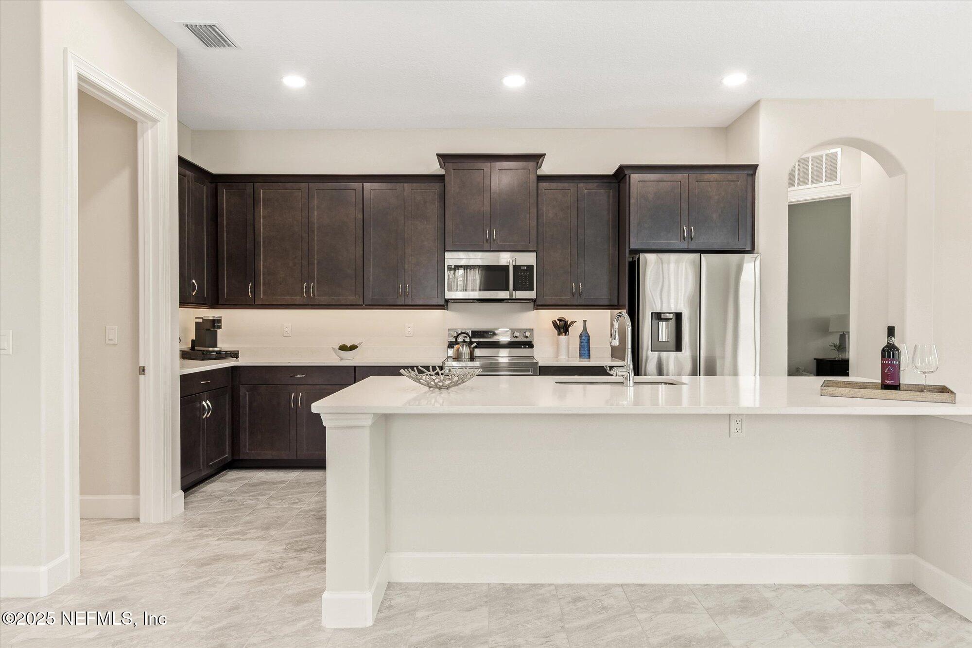 80 N LAKEWALK Drive