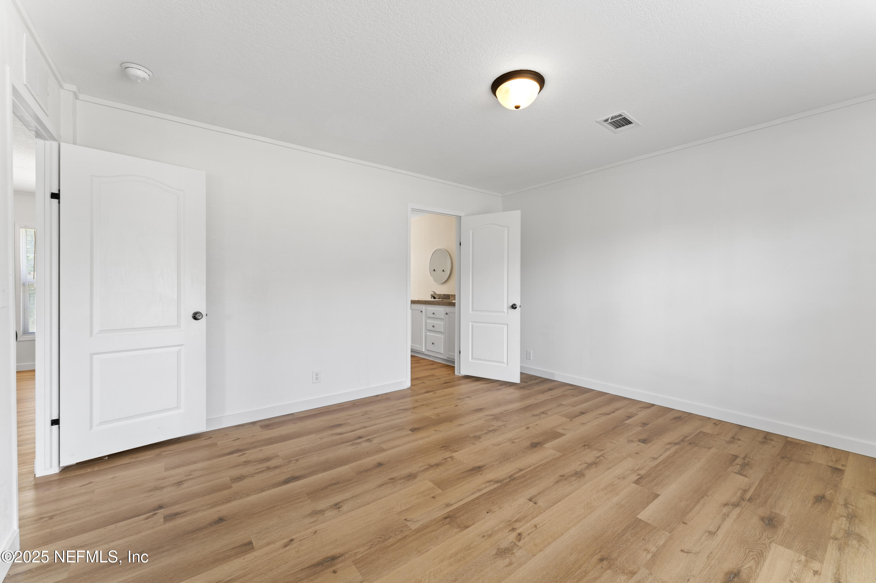 145 E MCCORMICK Road
