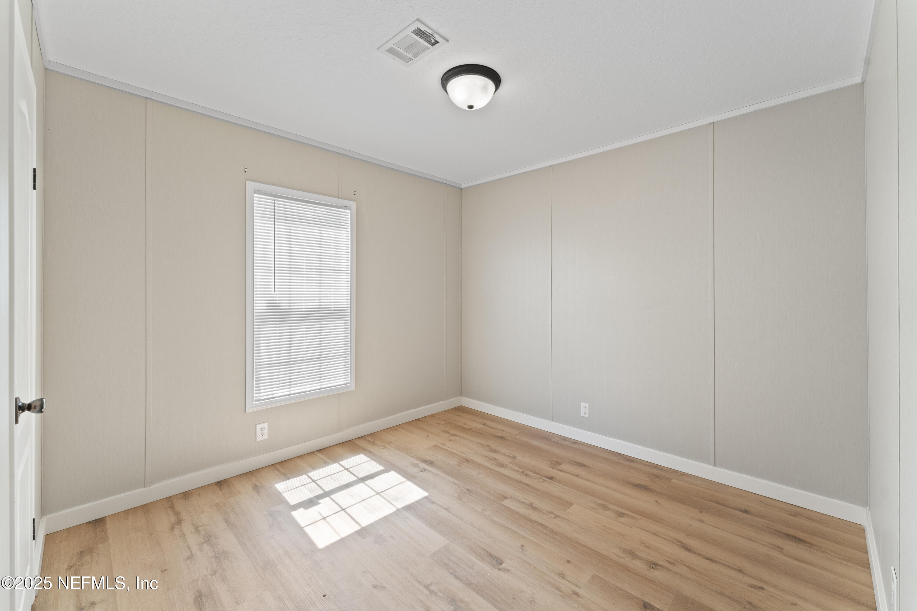 145 E MCCORMICK Road