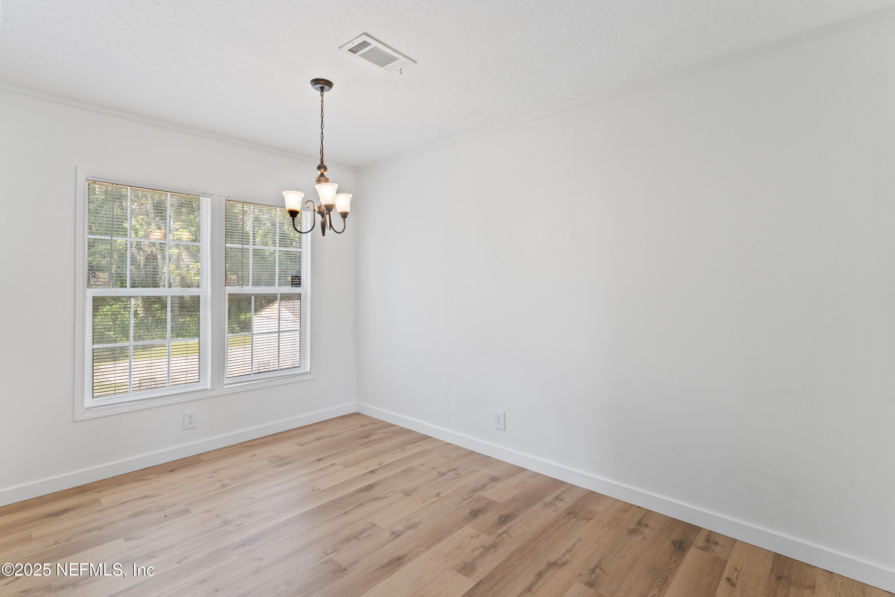 145 E MCCORMICK Road