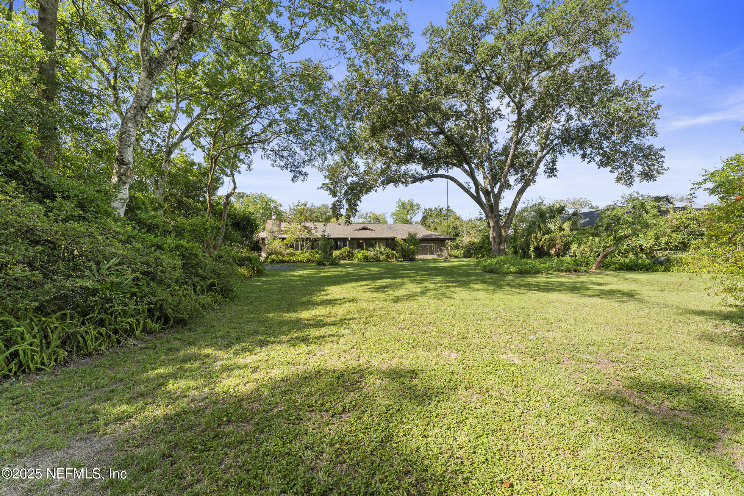 569 WATER OAK Lane