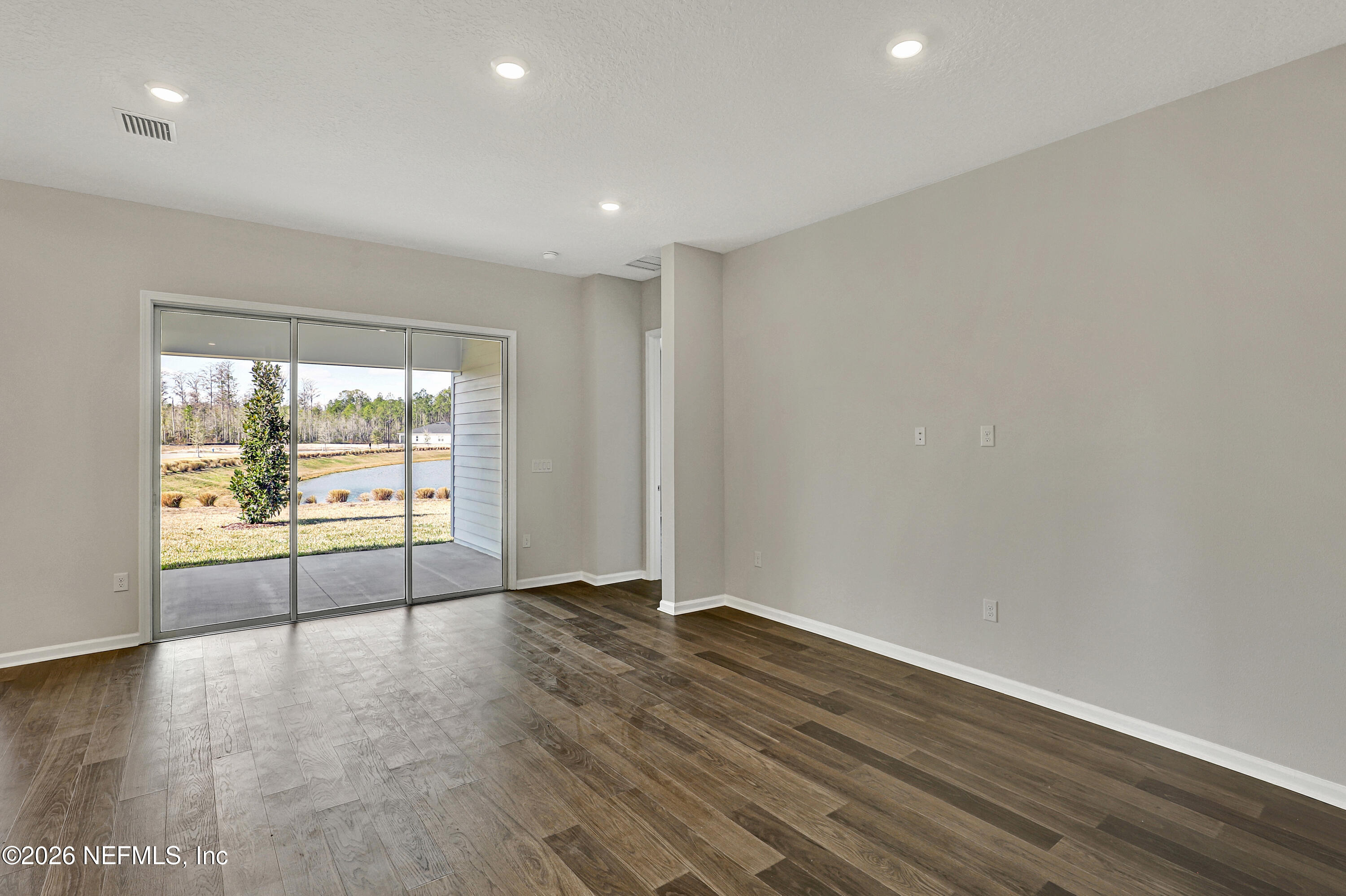 3 SILVER GLEN Drive