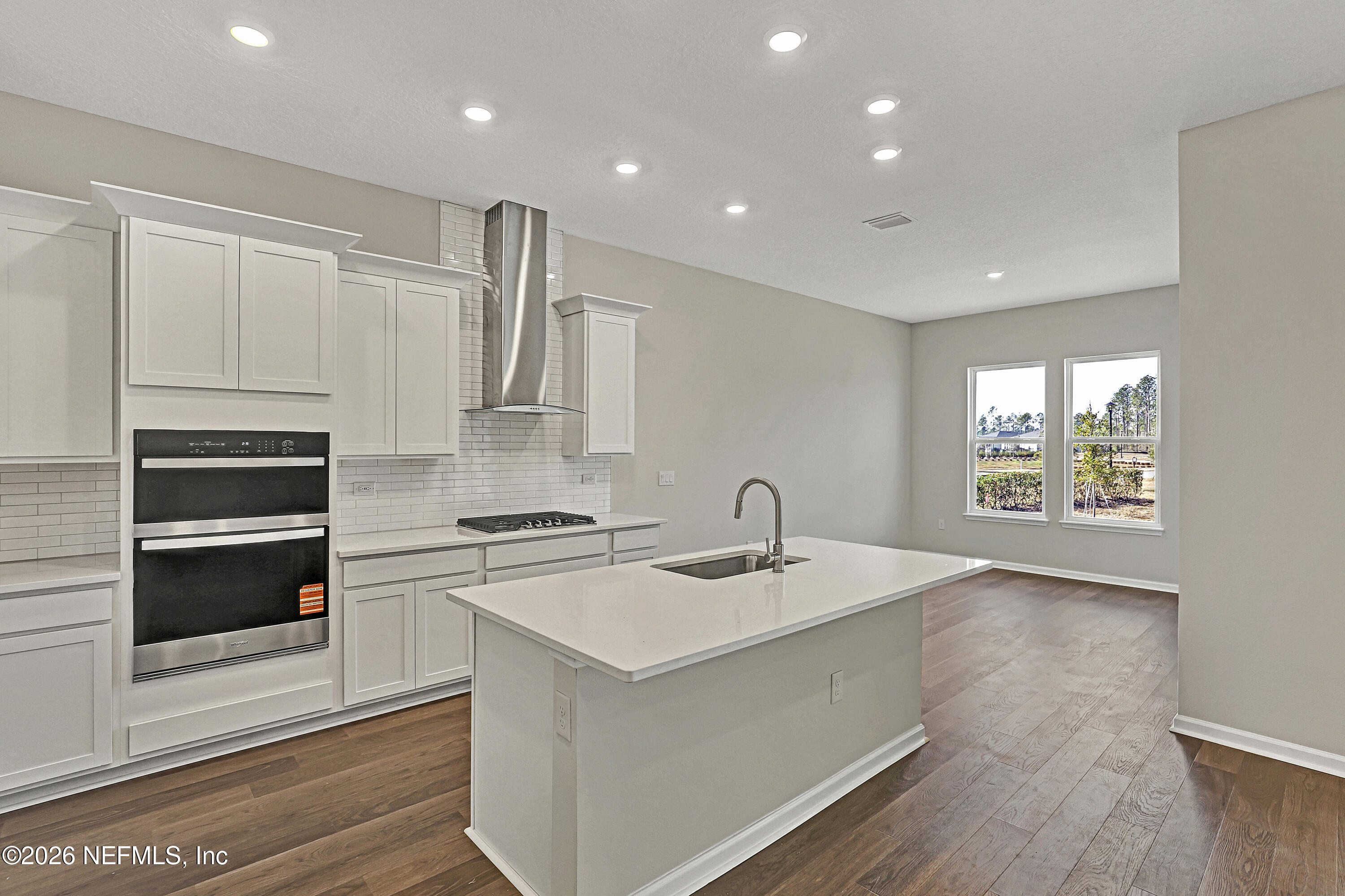 3 SILVER GLEN Drive