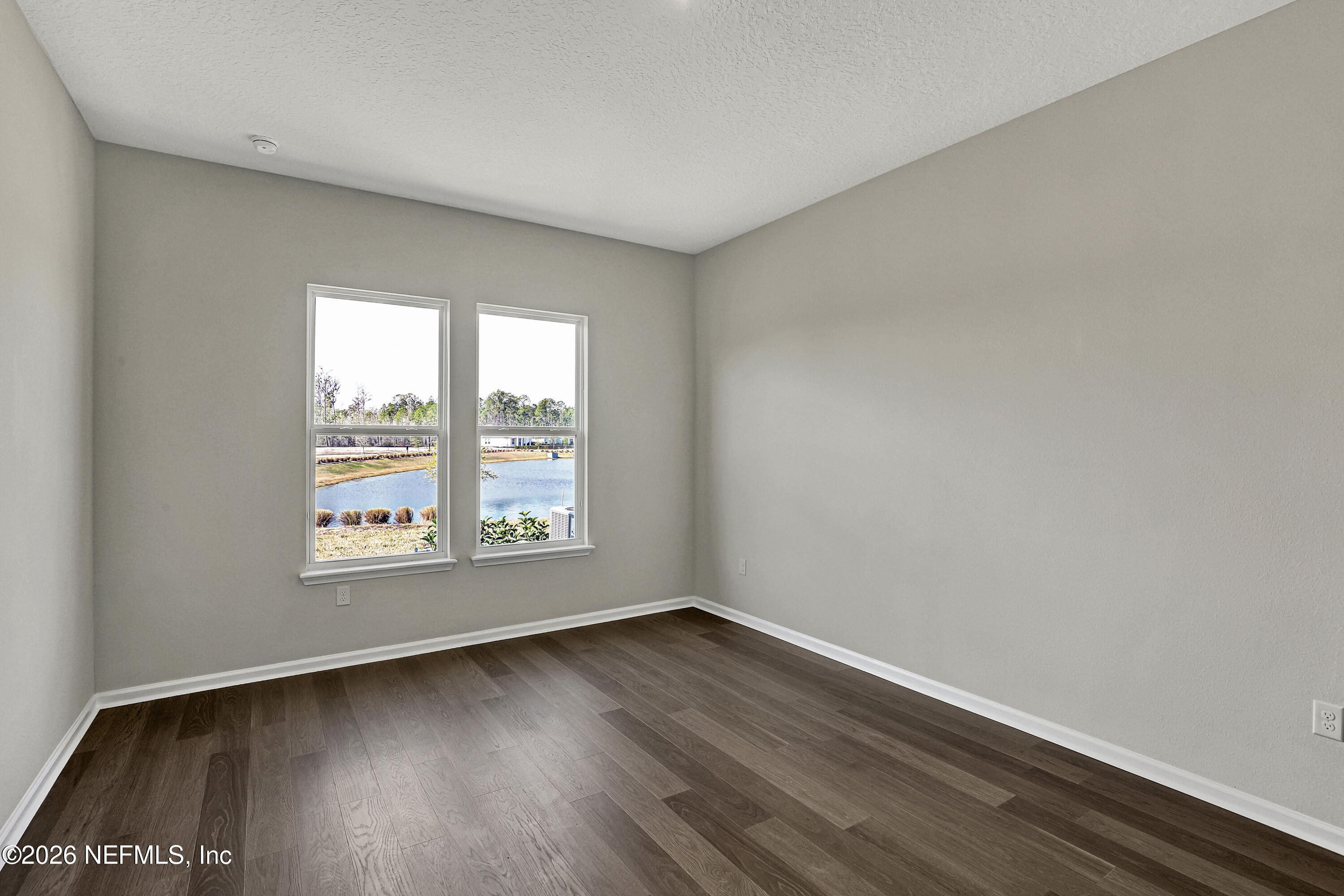 3 SILVER GLEN Drive