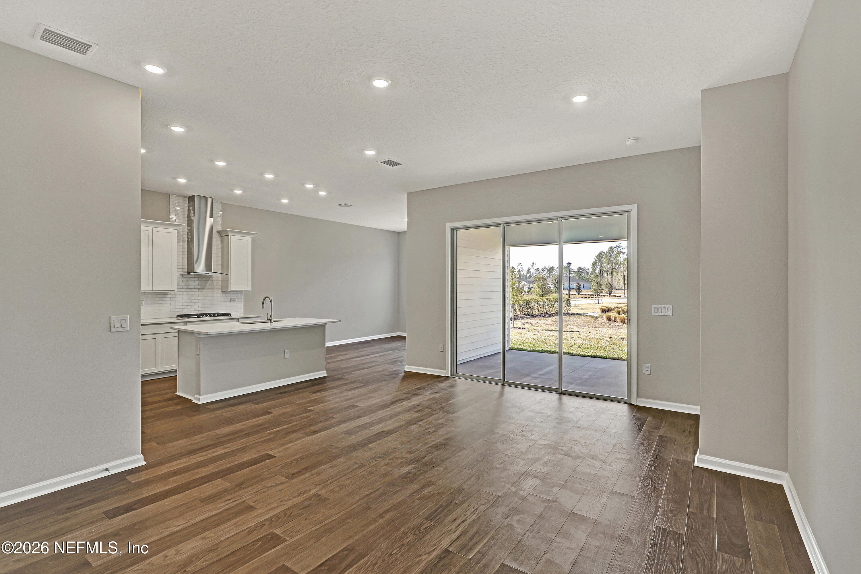 3 SILVER GLEN Drive