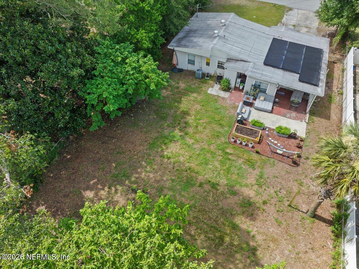 9823 EVE Drive N