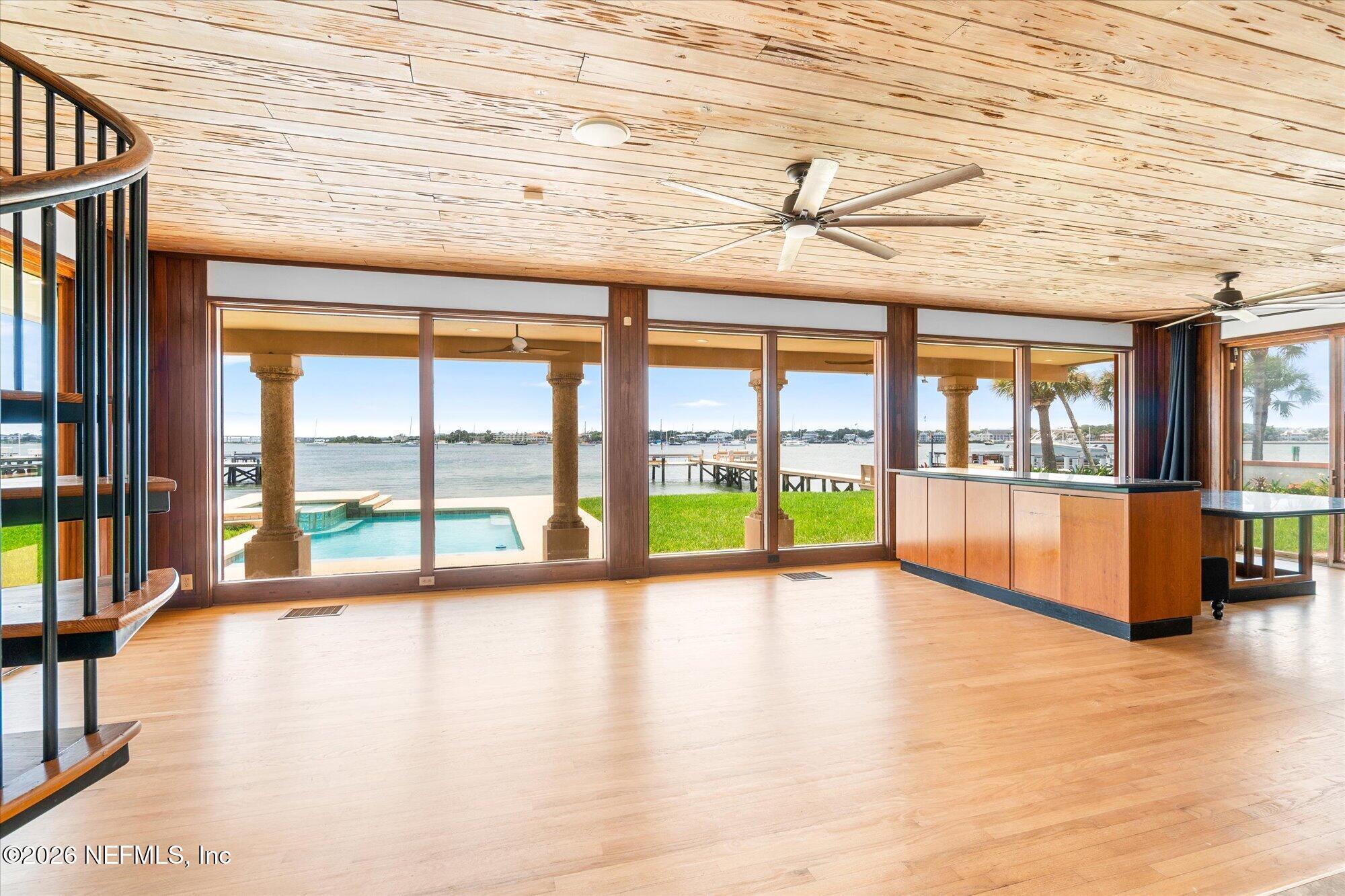 49 DOLPHIN Drive, St. Augustine