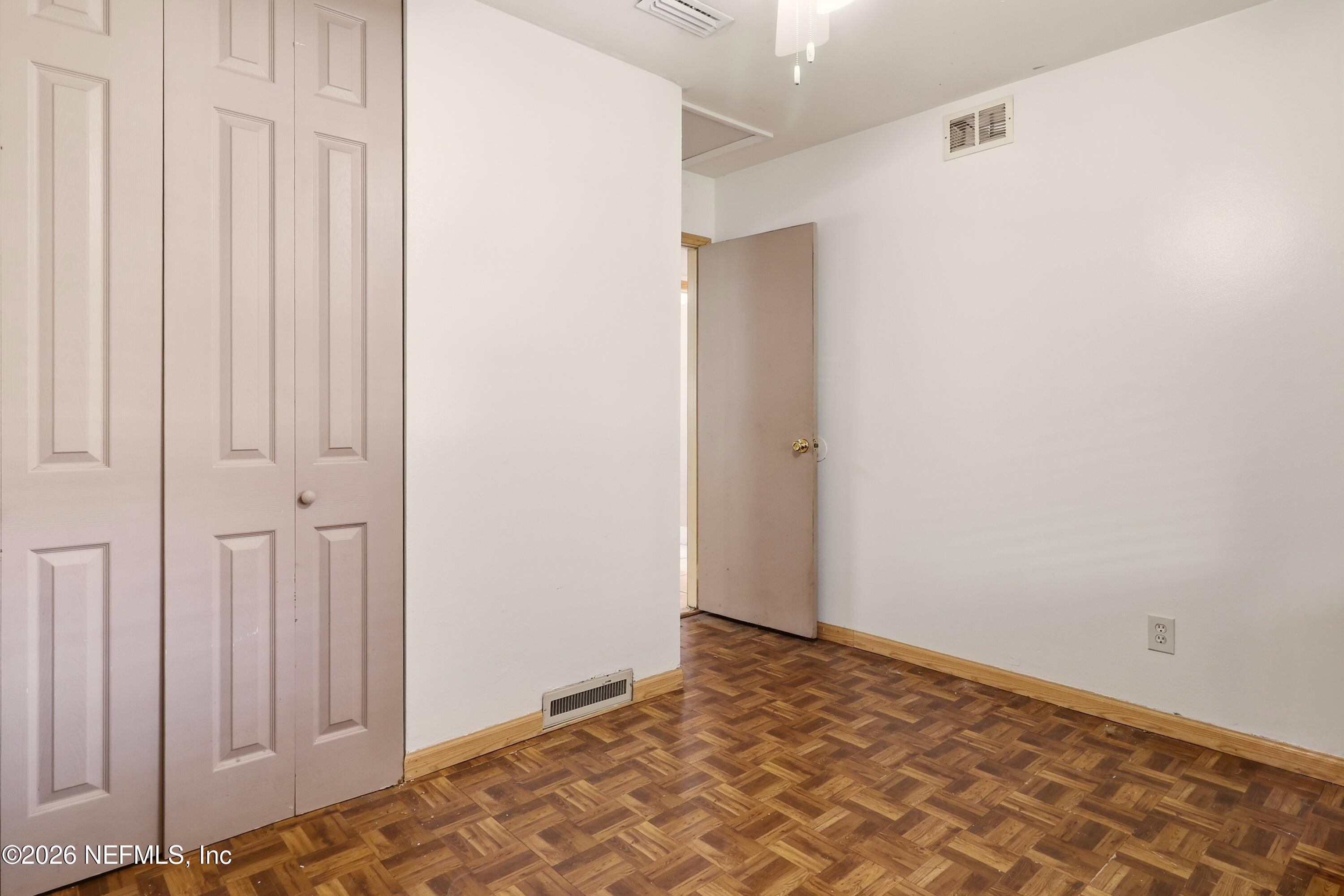 1927 MONTEAU Drive
