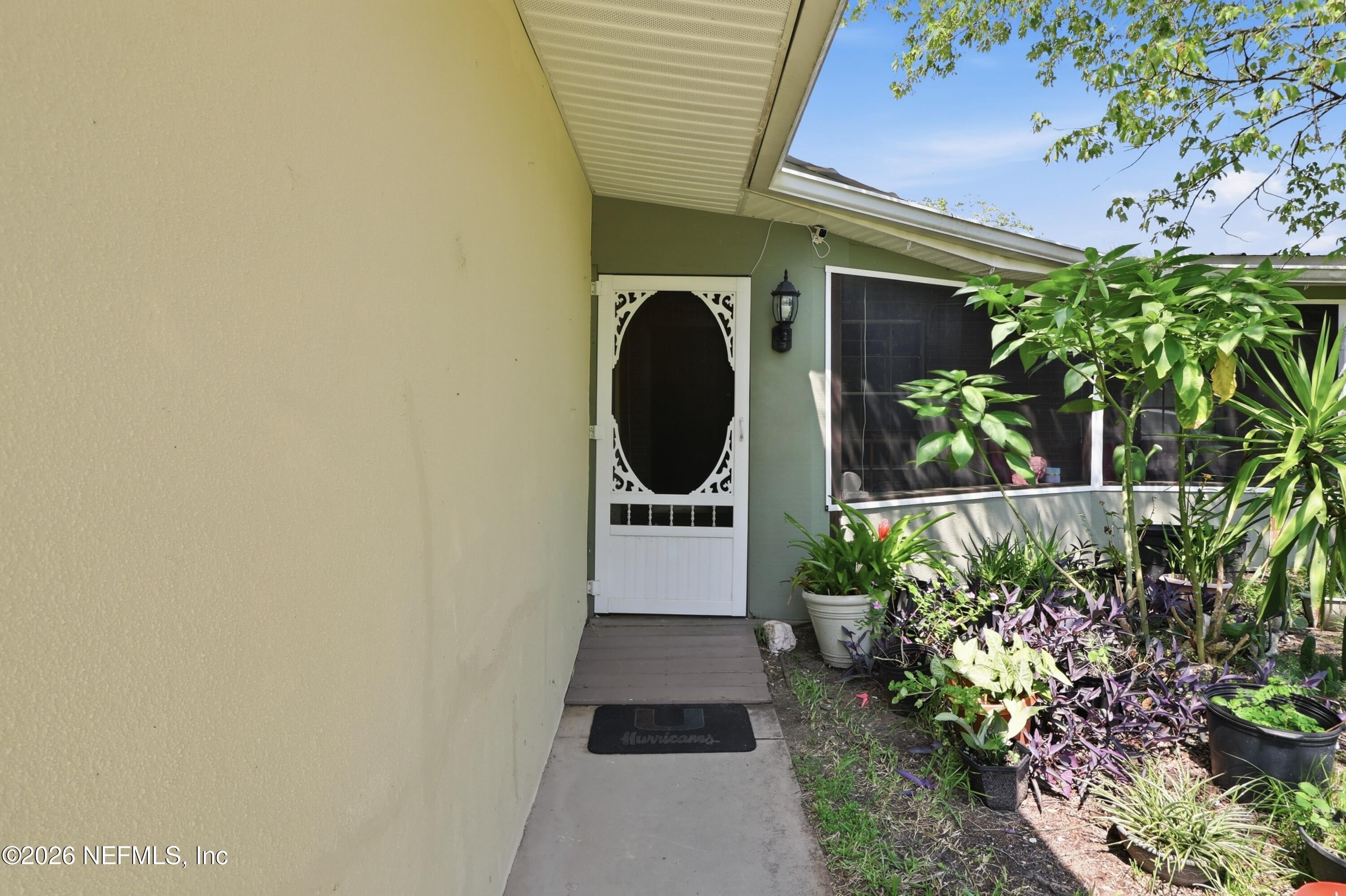 1927 MONTEAU Drive