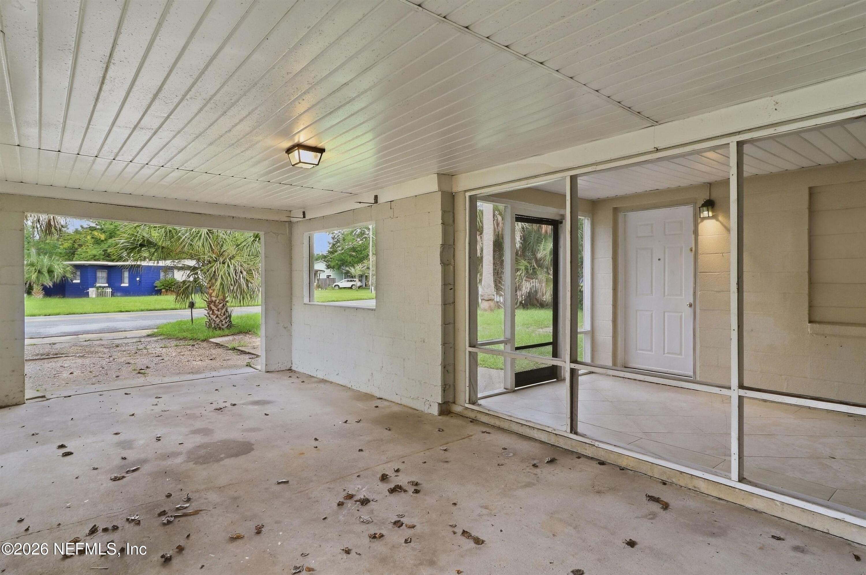 4117 E EVE Drive E