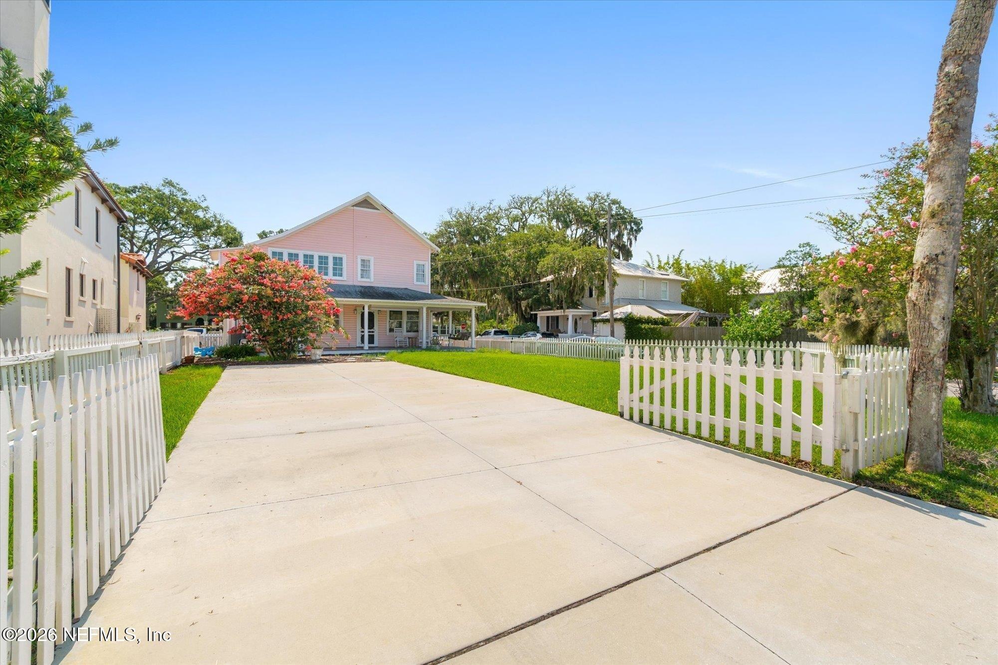 340 CHARLOTTE Street, St. Augustine