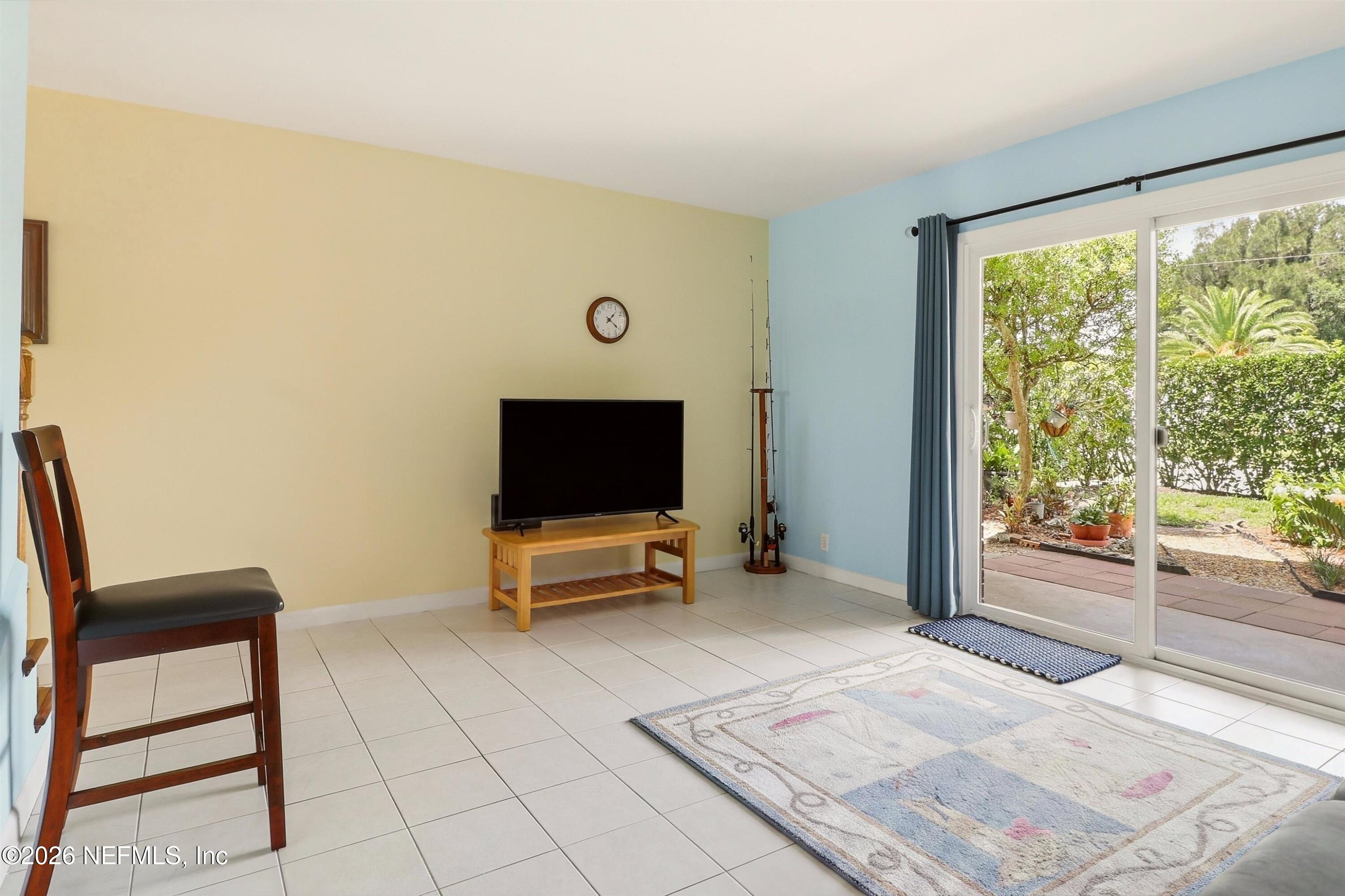 22 COMARES Avenue 1A, St. Augustine Unit: 1A