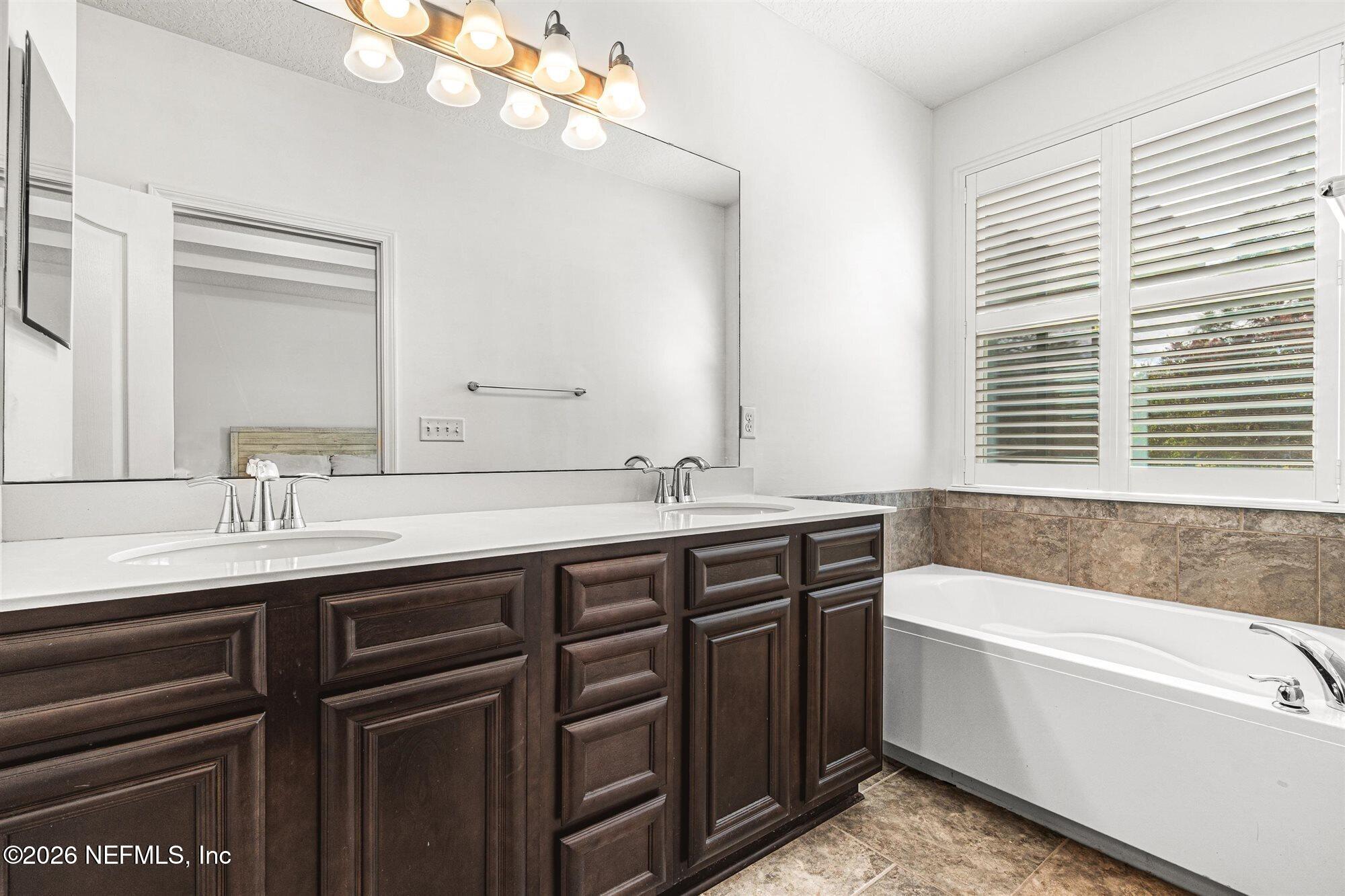 165 PLAZA DEL RIO Drive, St. Augustine