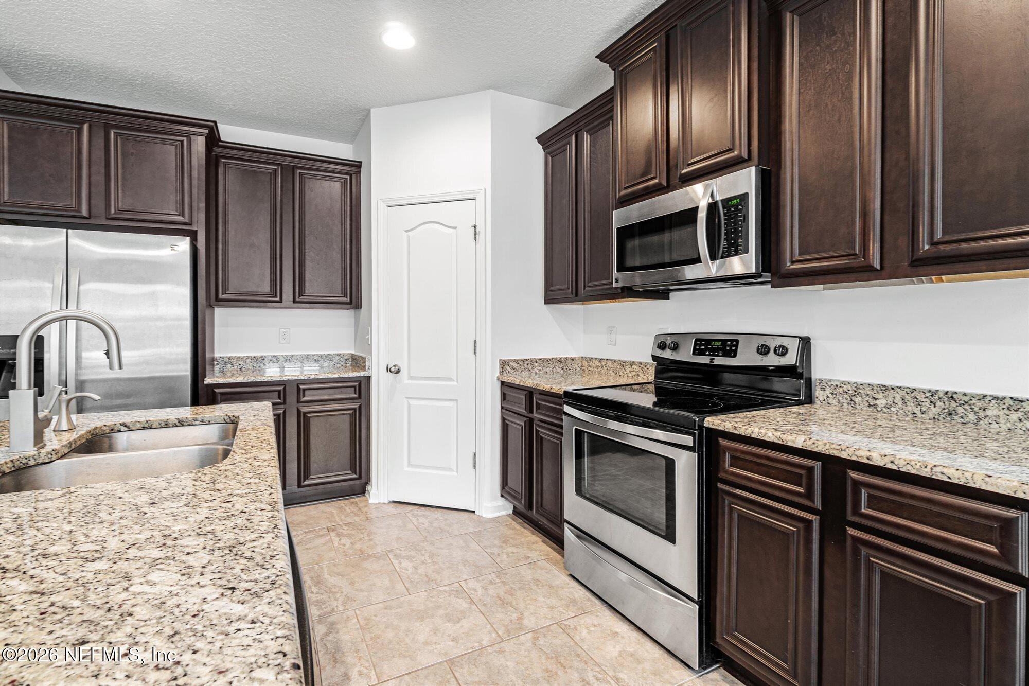 165 PLAZA DEL RIO Drive, St. Augustine