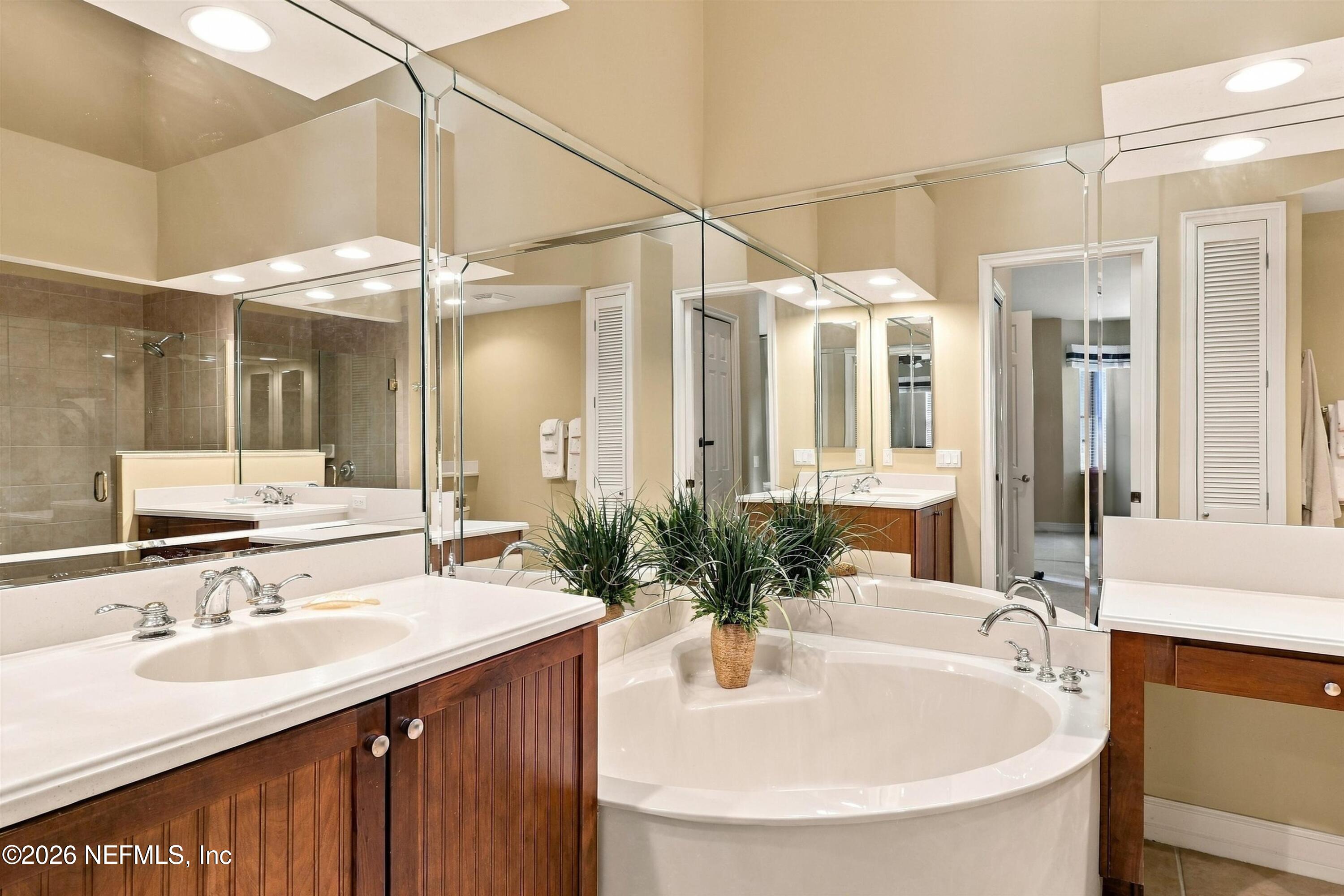 186 LATERRA LINKS Circle 202, St. Augustine Unit: 202