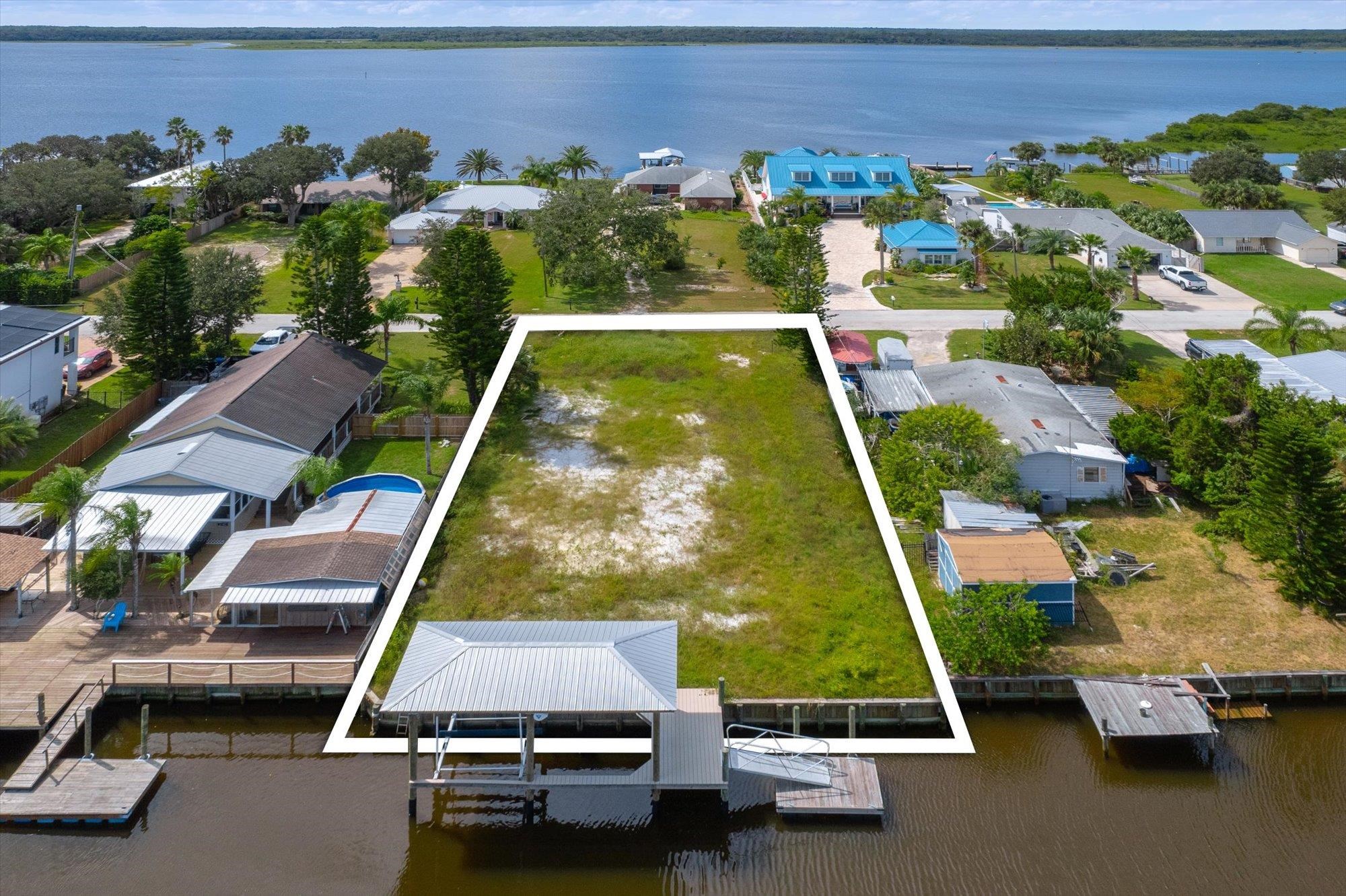 6334 Salado Rd