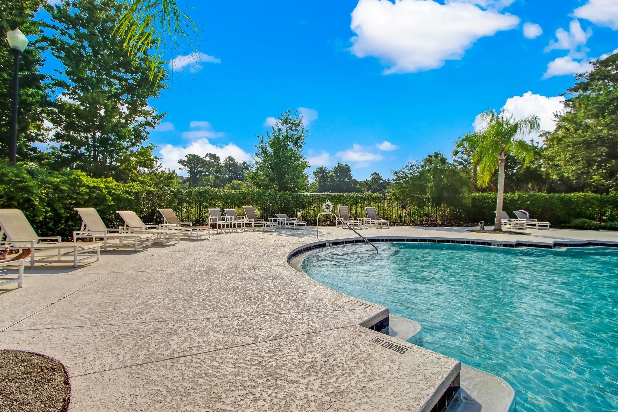 4223 Serena Cir