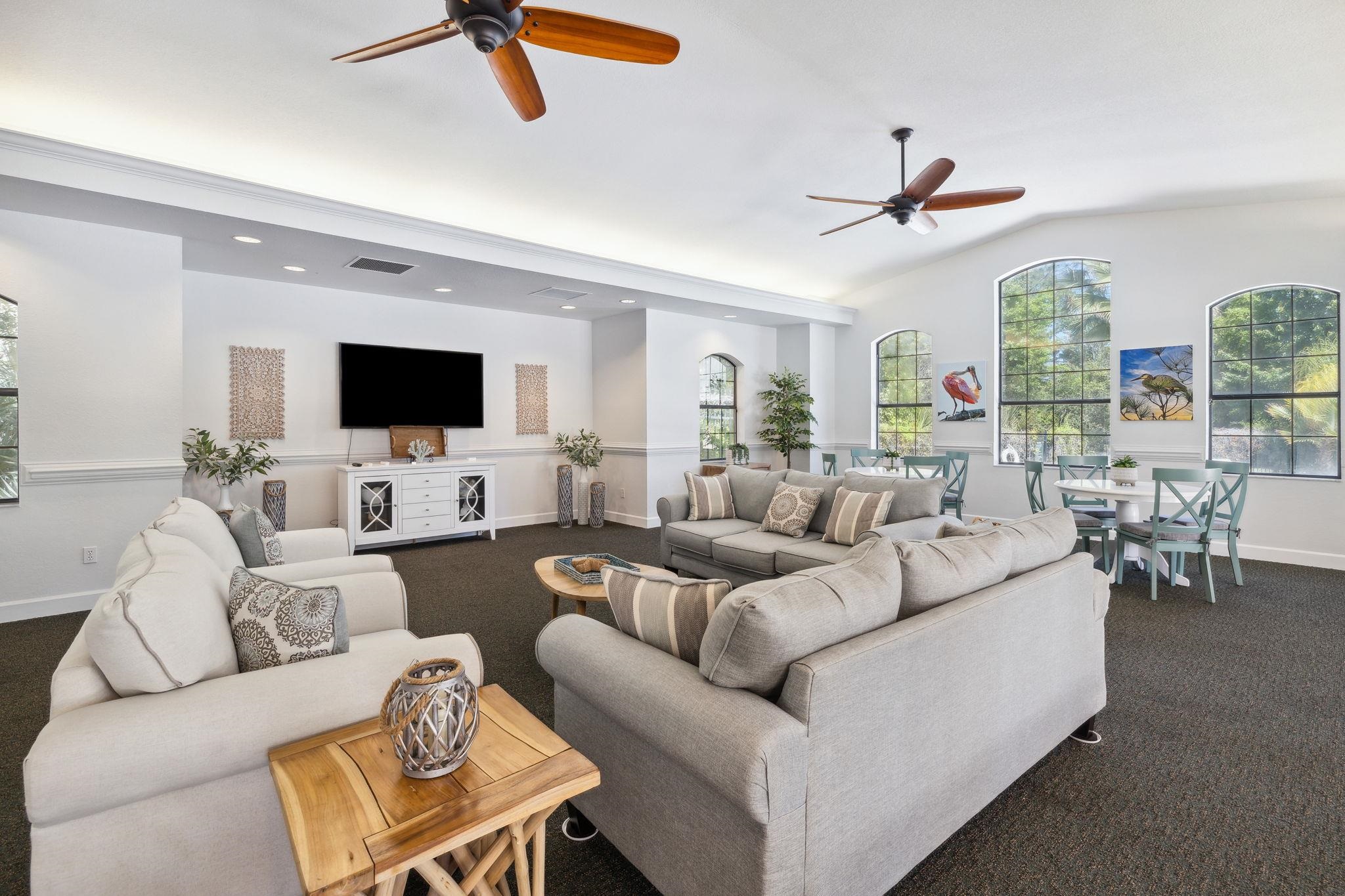 4223 Serena Cir