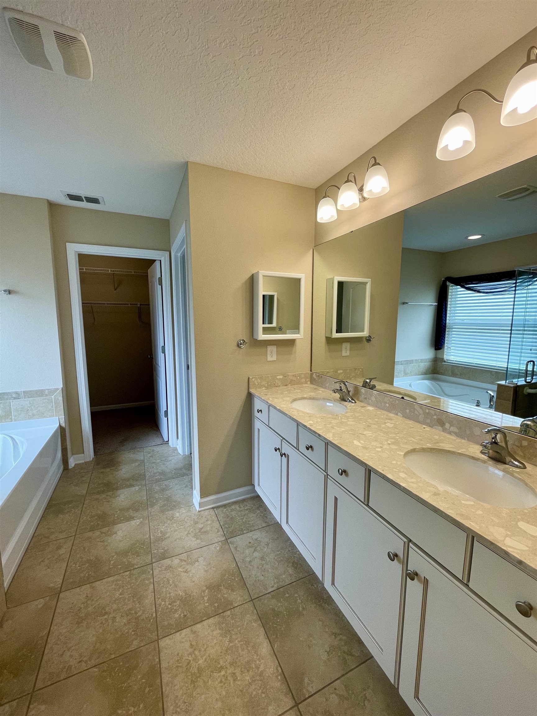 165 Pullman Cir