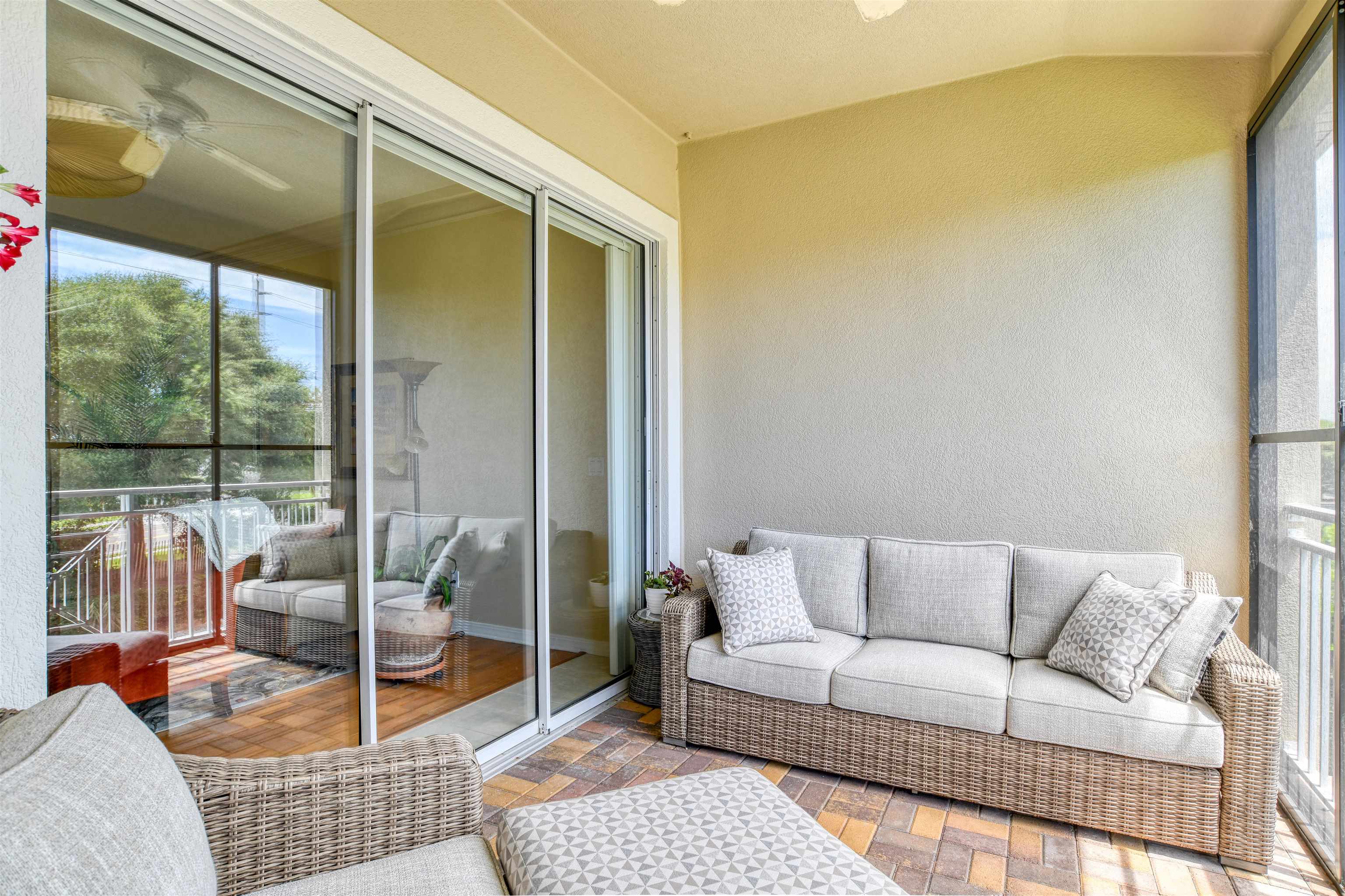 1208 Makarios Dr